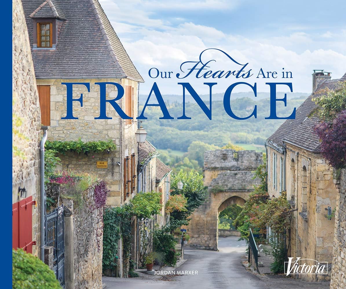 OUR HEARTS ARE IN FRANCE Simple Me Box