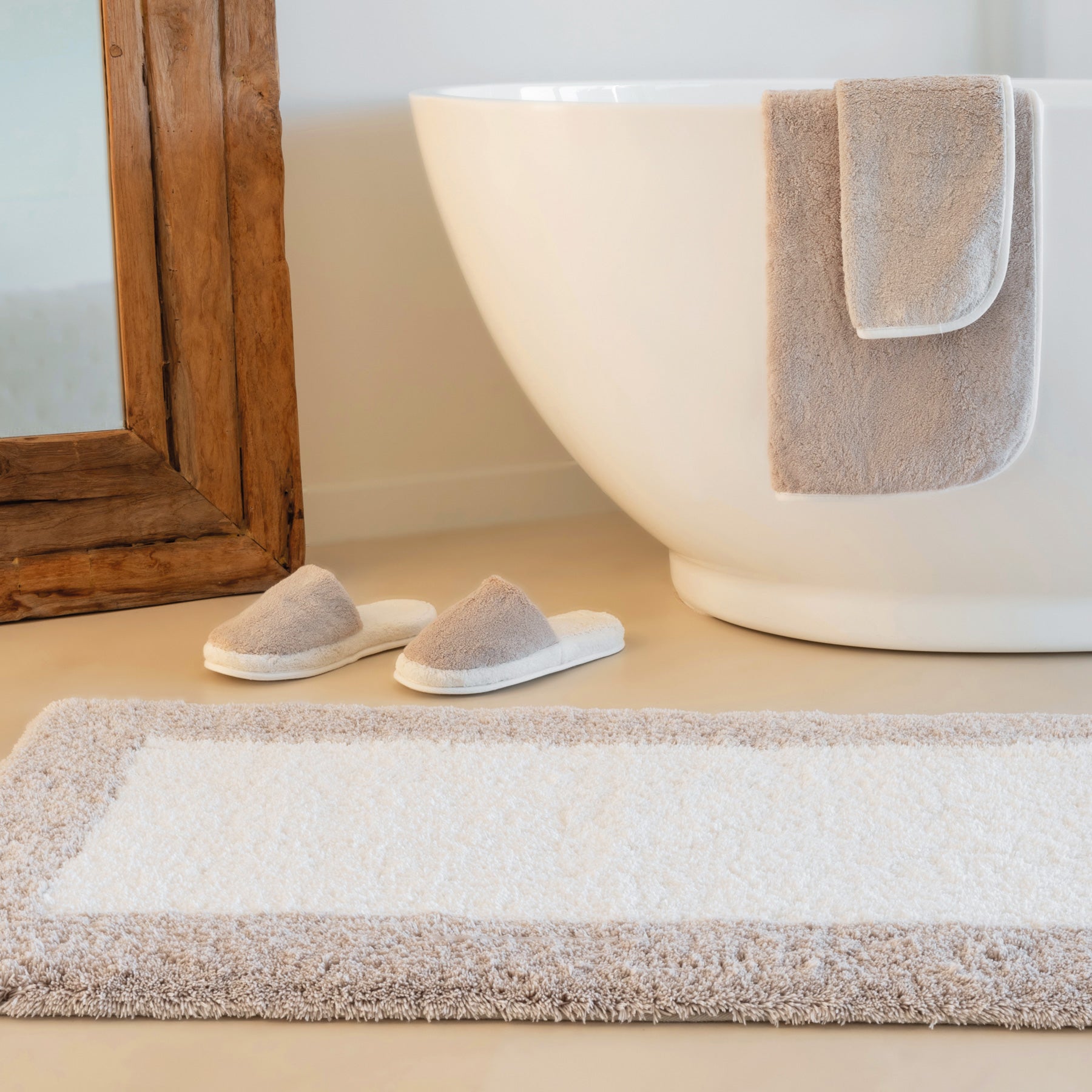 BICOLORE BATH RUG
