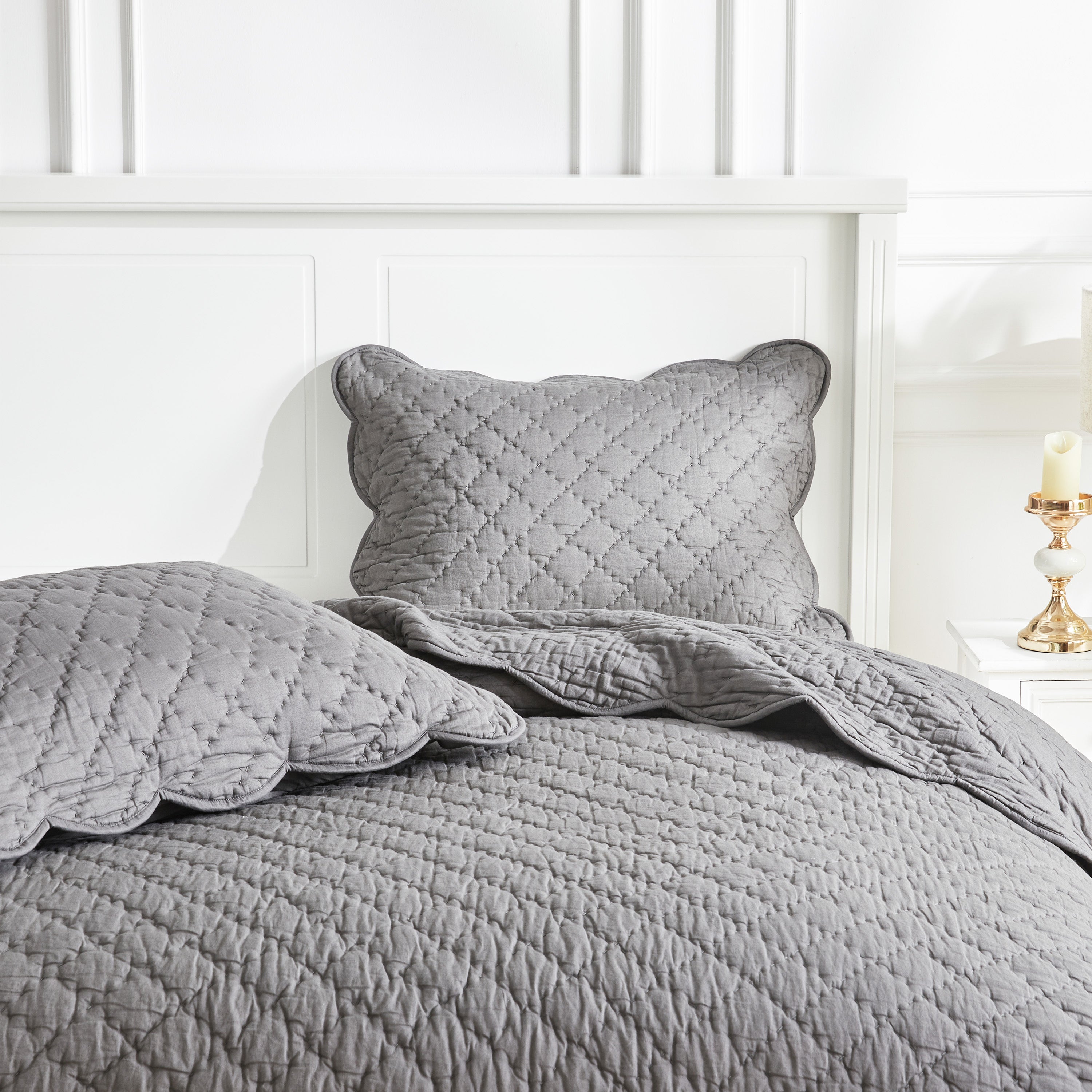 Diamond Scallop Cotton Voile Hand Stitched Quilt Set