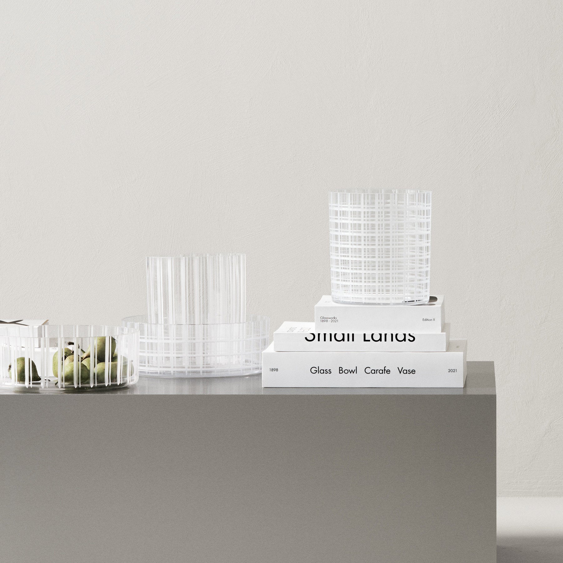 Cut In Number Checkered Vase Low Orrefors