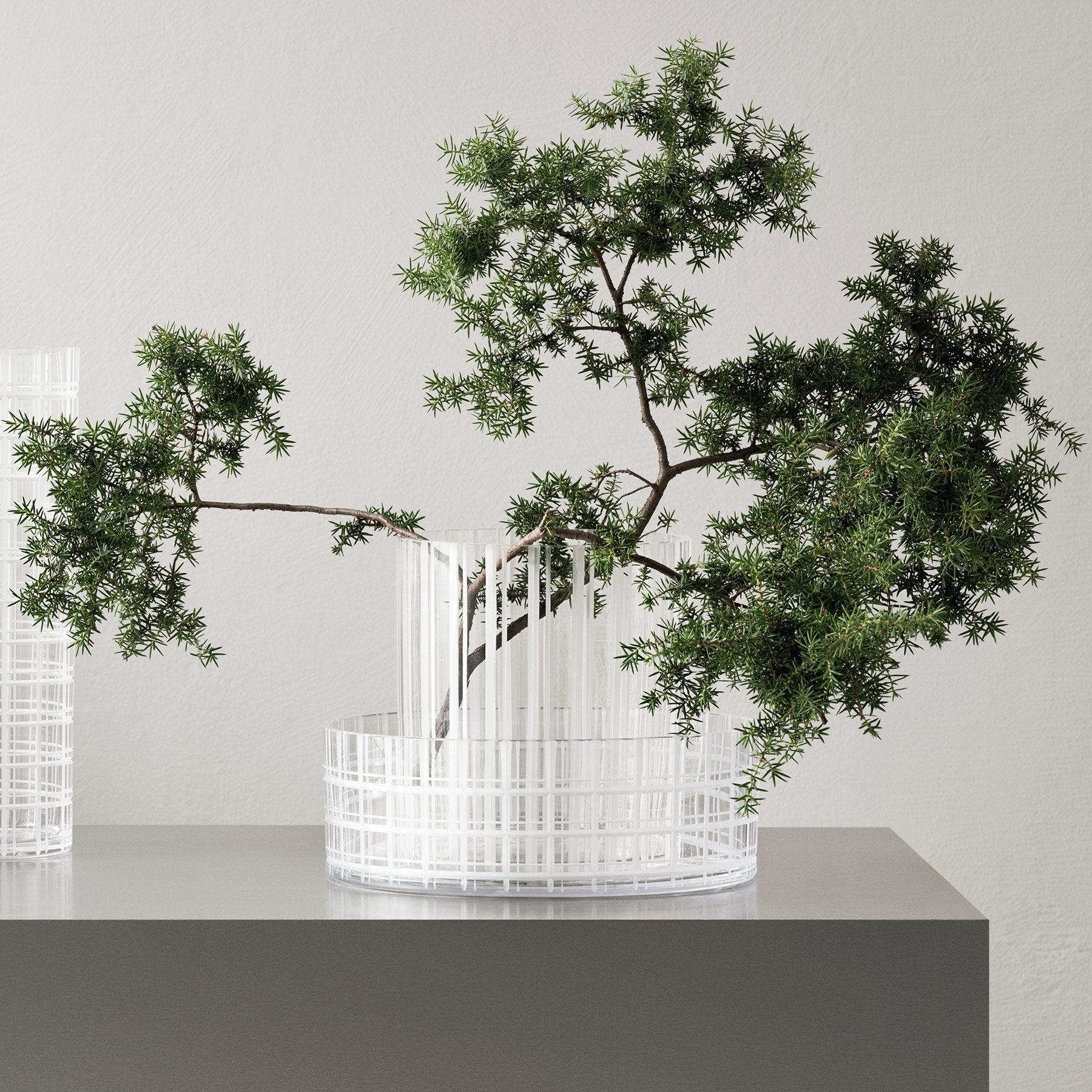 Cut In Number Checkered Vase Low Orrefors