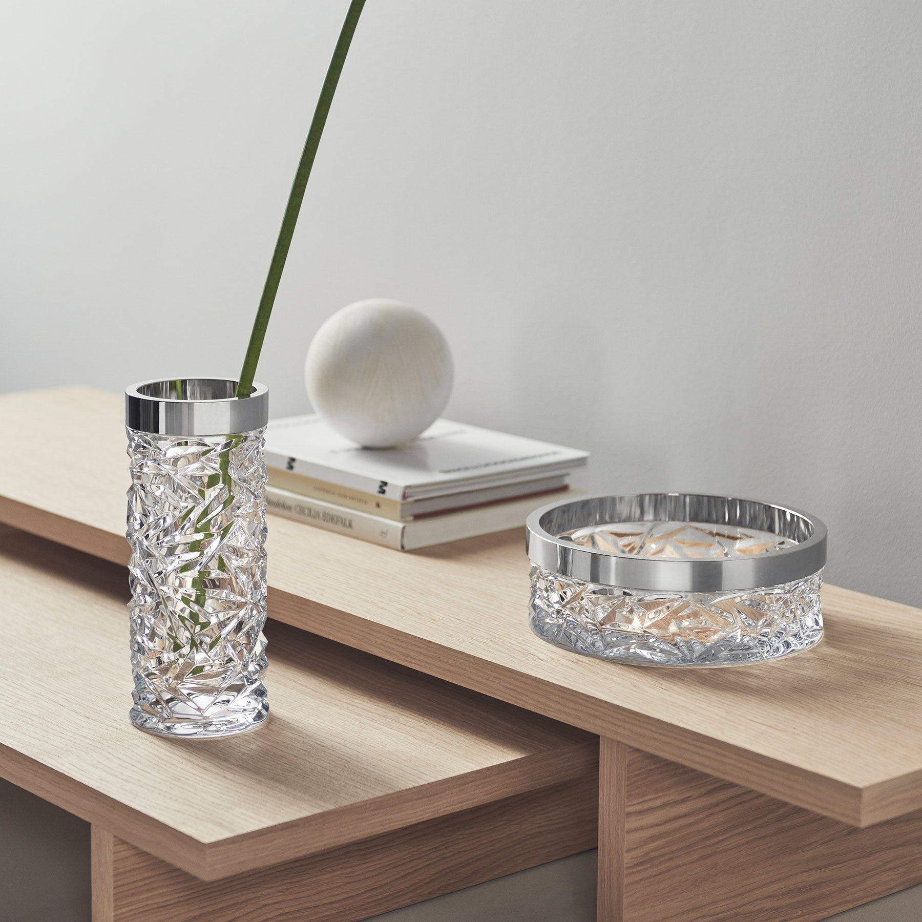 Carat Vase 240mm Orrefors