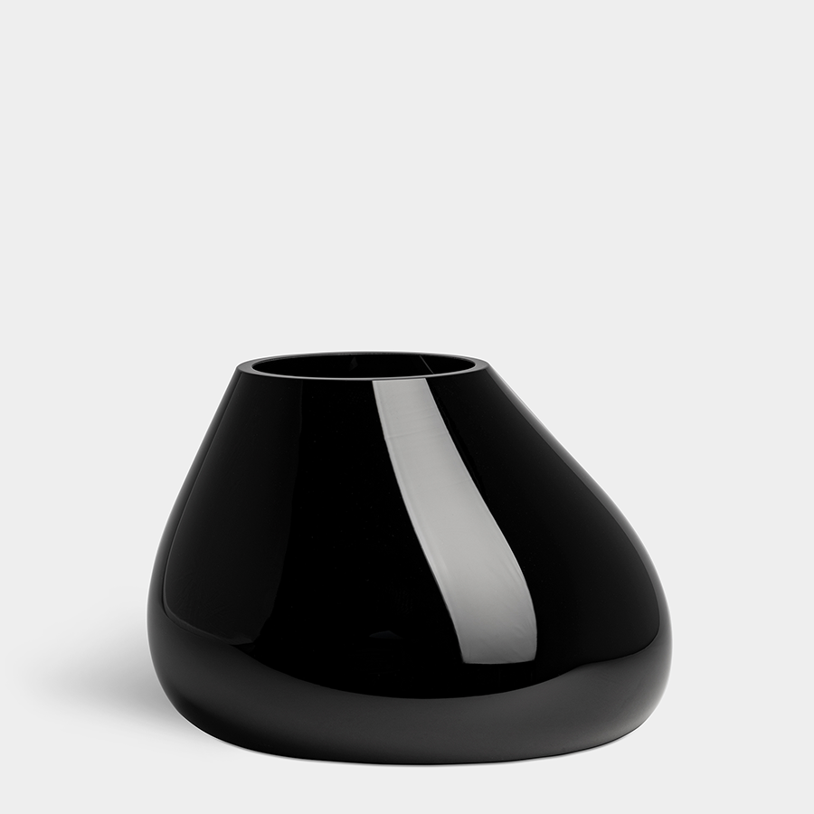 Ebon Black Vase Medium Orrefors