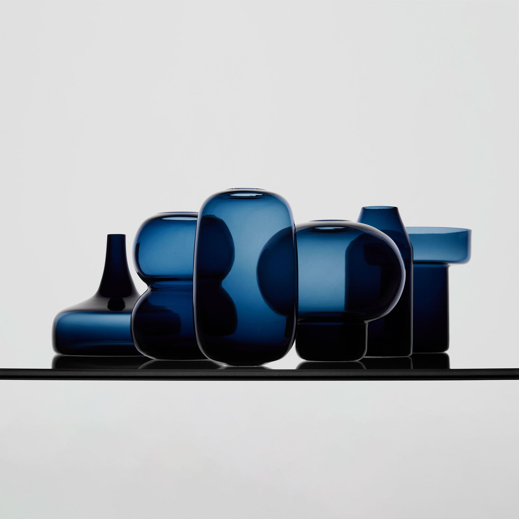 Midsummer Vases Midnight Blue Mini Set Of 7 Ltd Orrefors