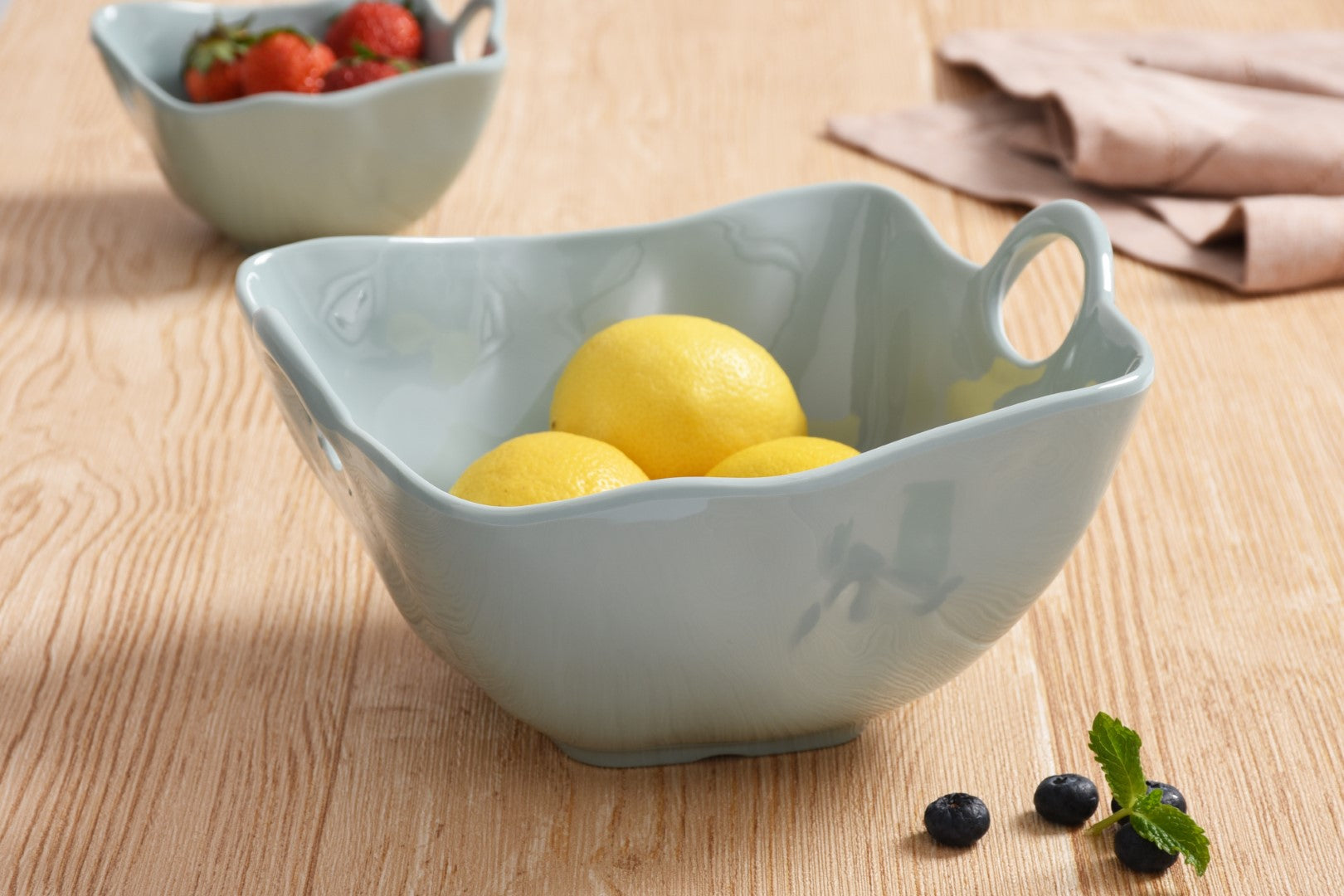 Aqua Medium Bowl Pampa Bay