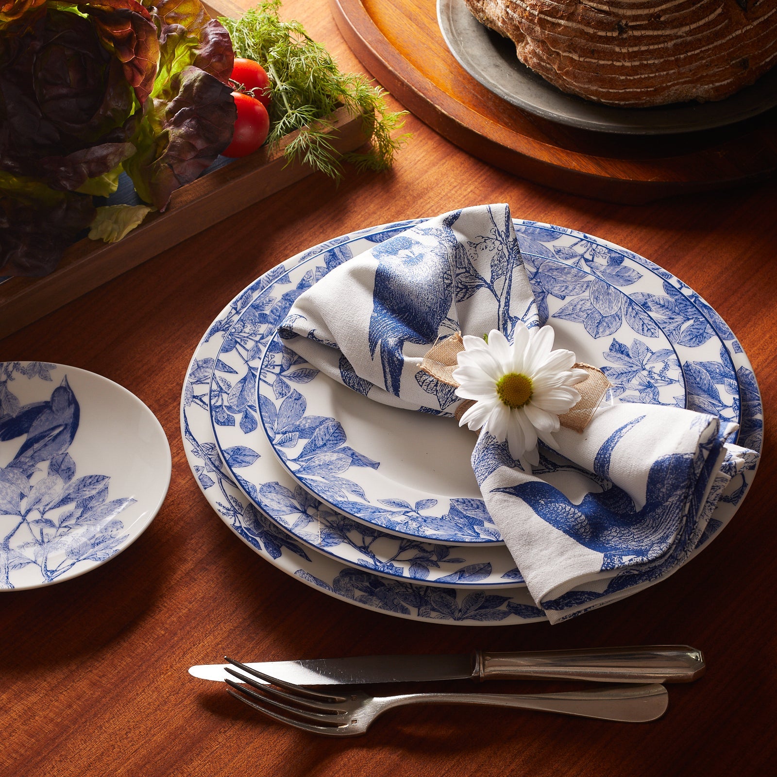 Arbor Rimmed Dinner Plate