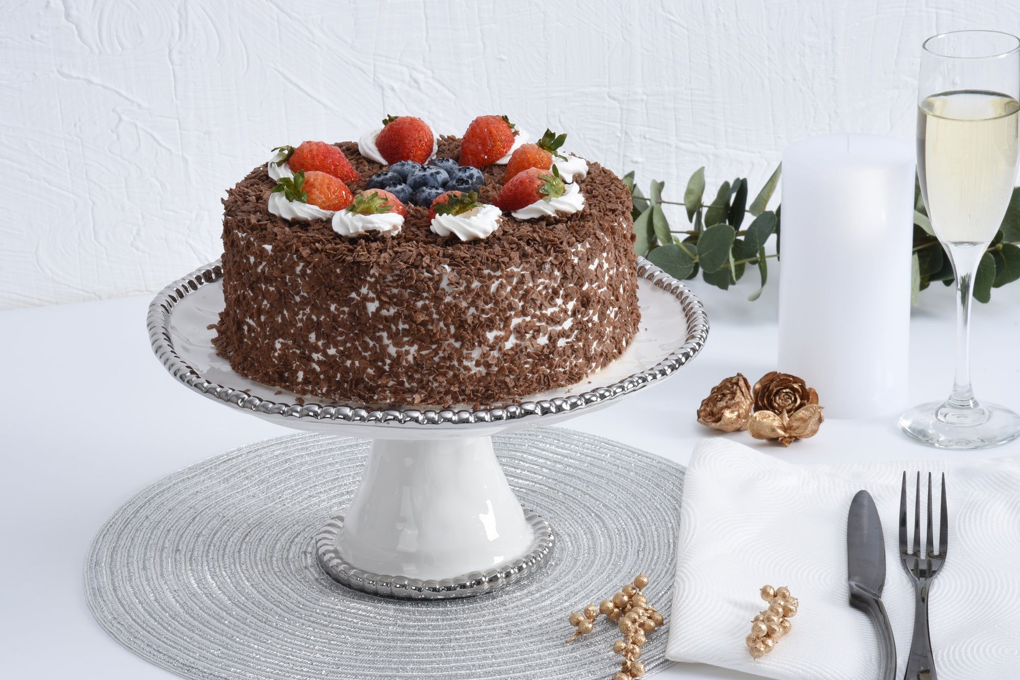 Salerno Round Cake Stand