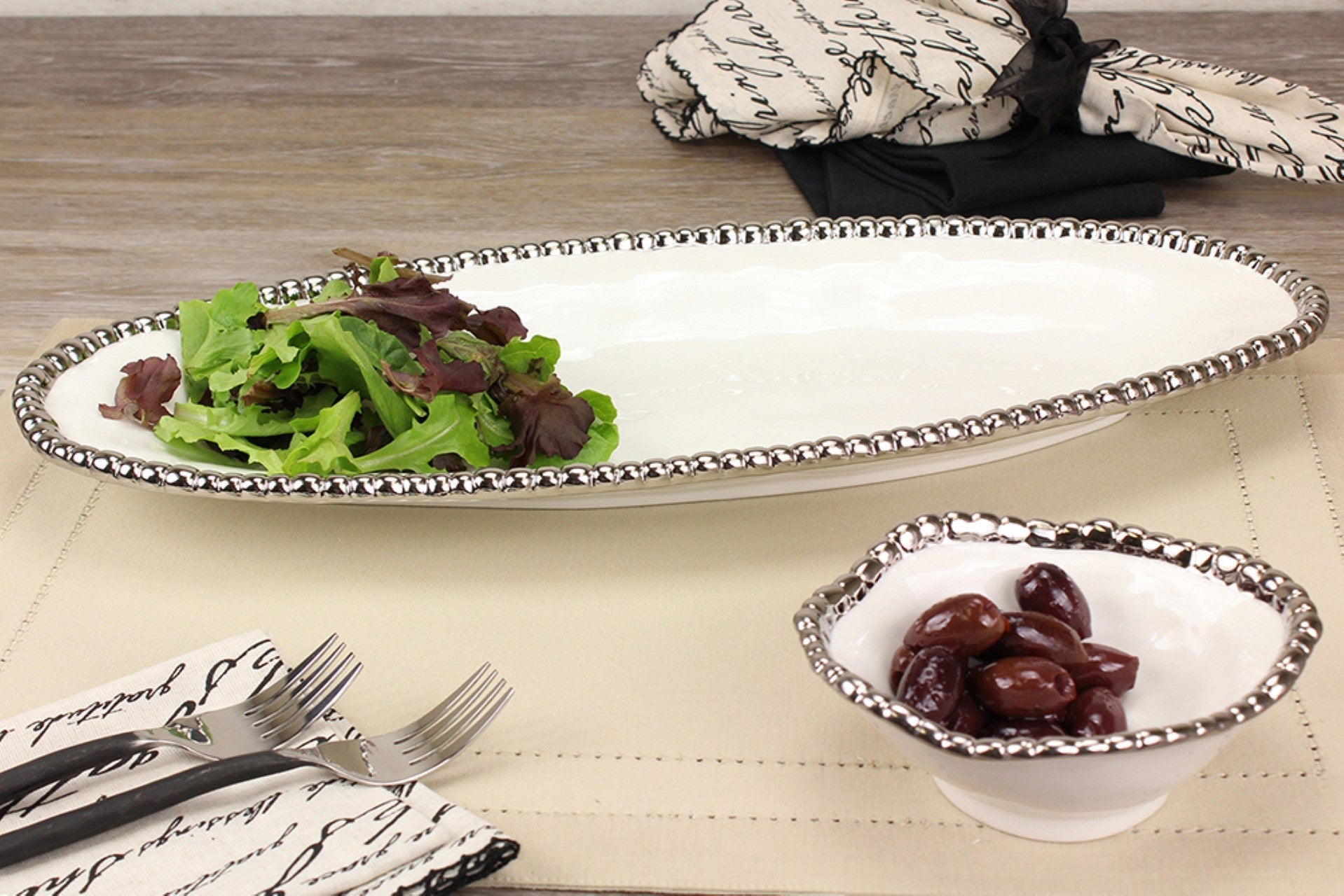 Salerno Oval Serving Piece Pampa Bay