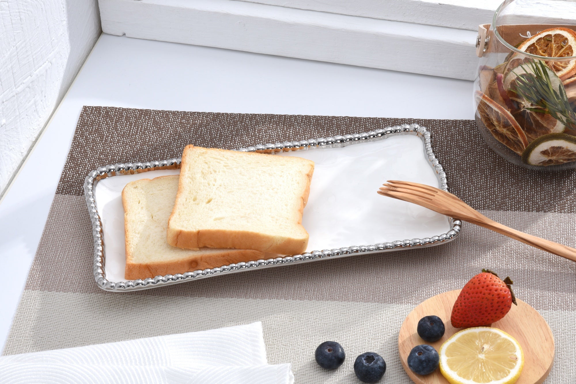 Salerno Small Rectangular Tray Pampa Bay