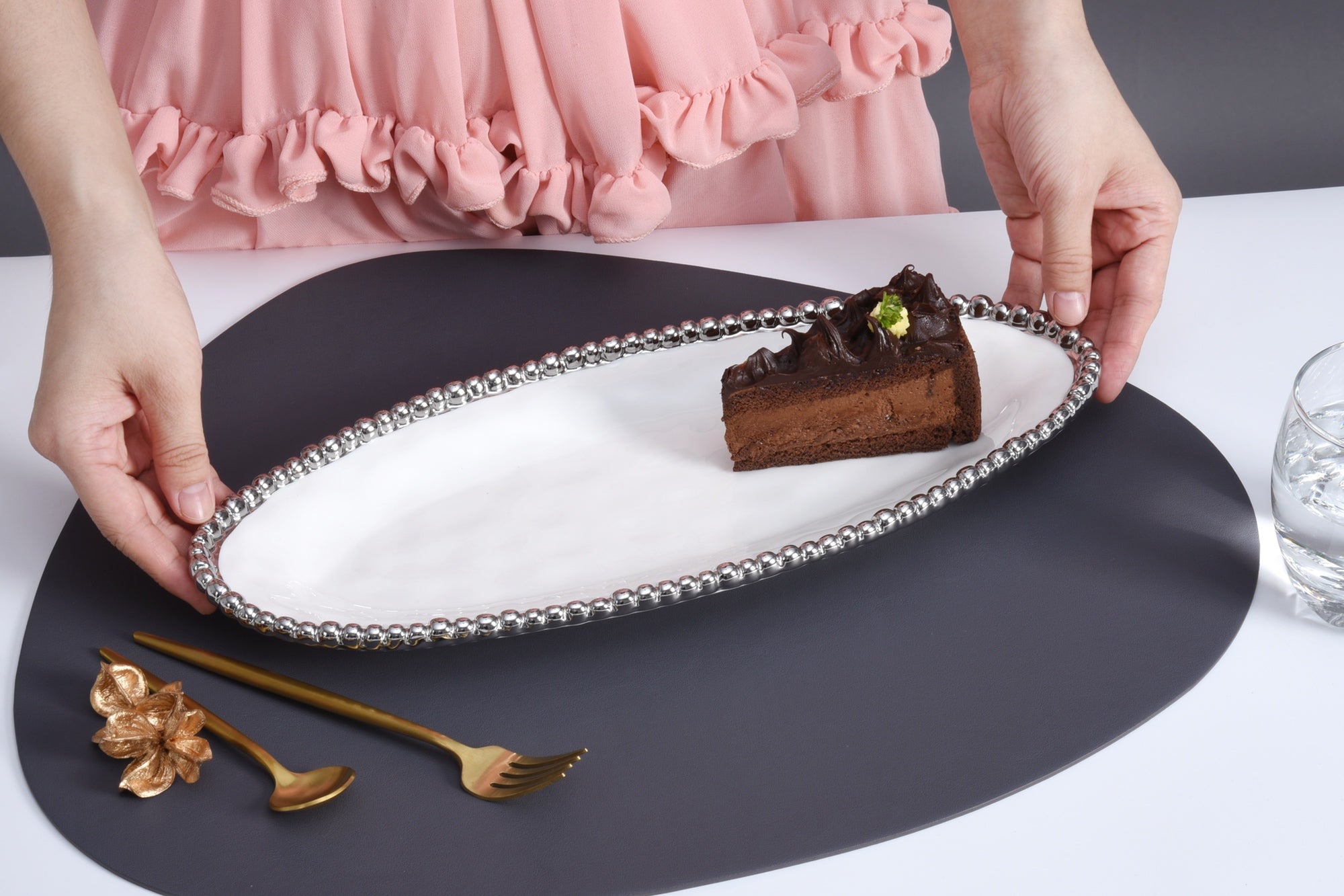 Salerno Small Oval Serving Piece Pampa Bay