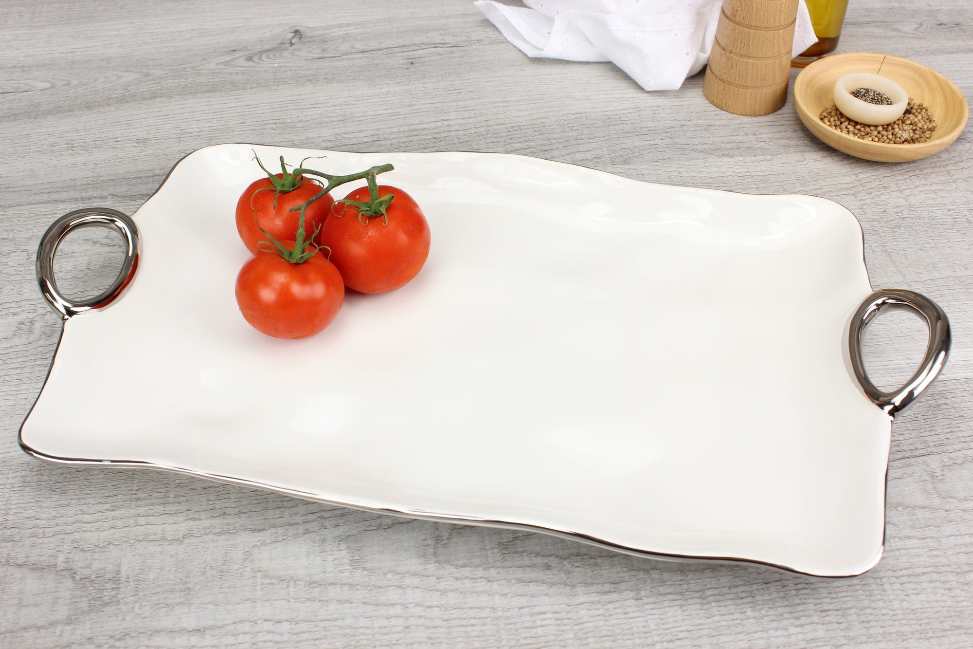 Handle With Style Large Platter Pampa Bay