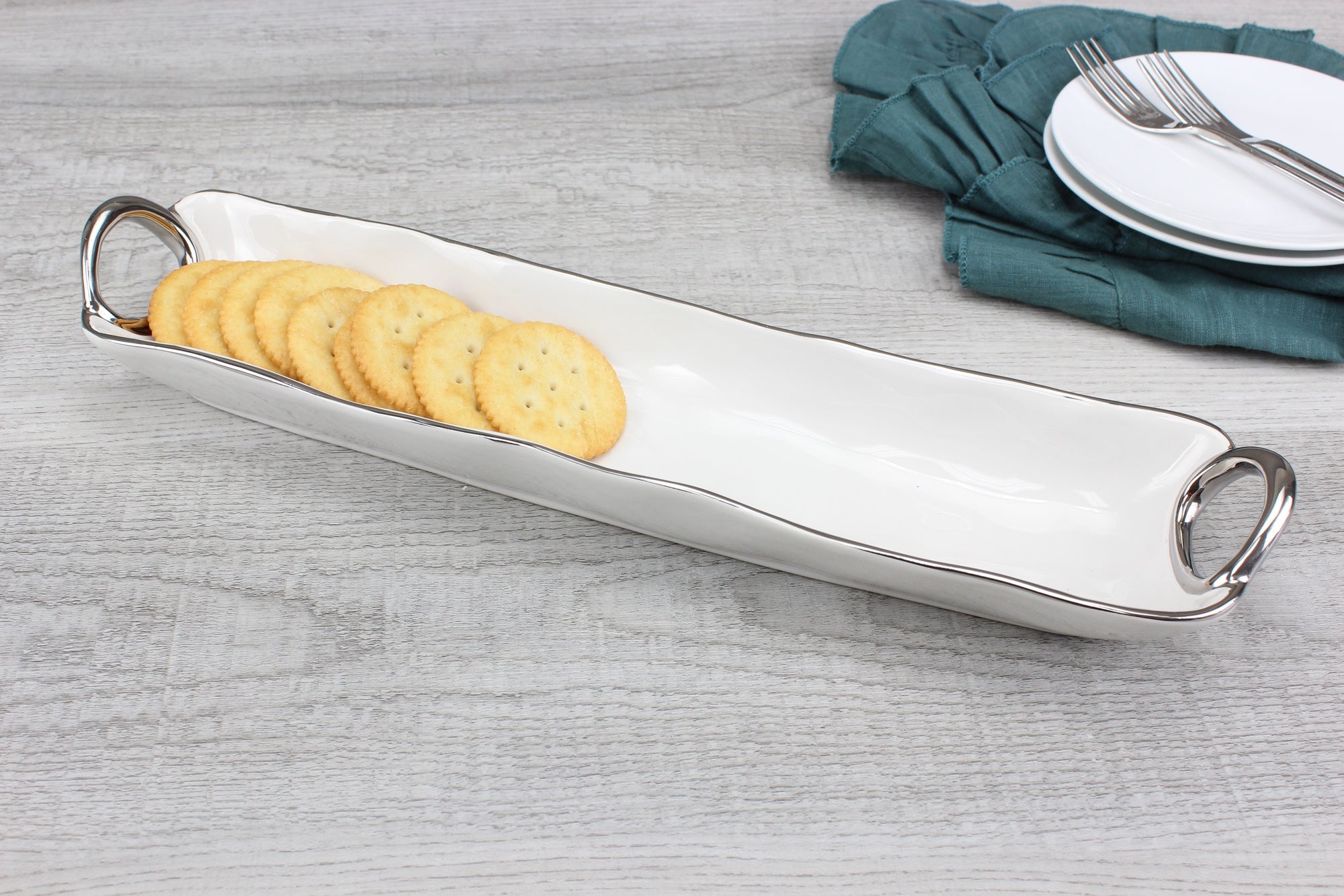 Handle With Style Cracker Tray Pampa Bay
