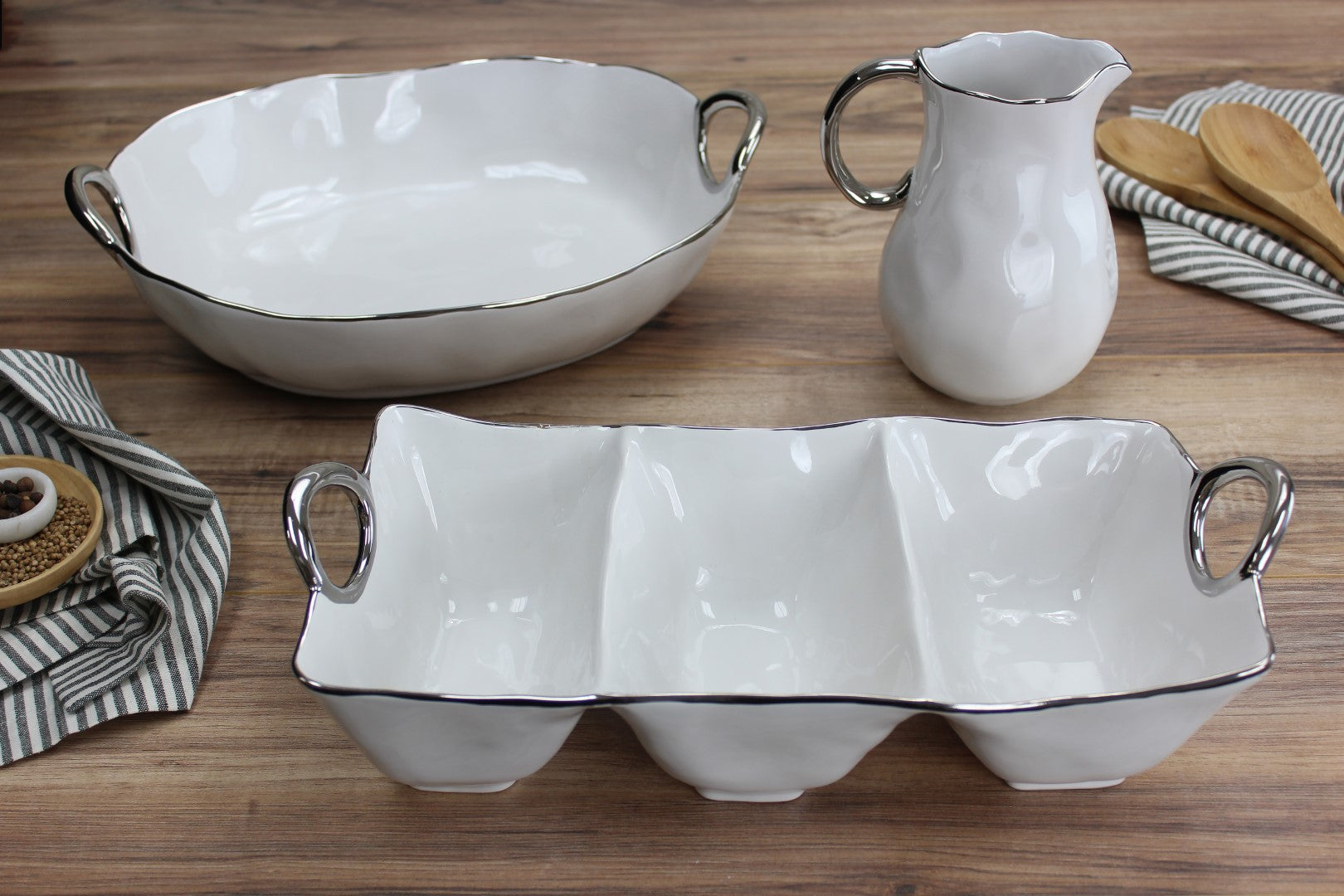 Handle With Style Deep Oval Server Pampa Bay