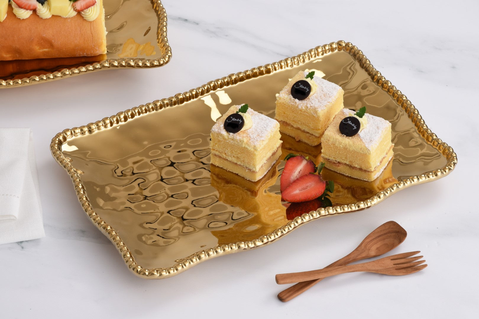 Monaco Medium Platter Pampa Bay