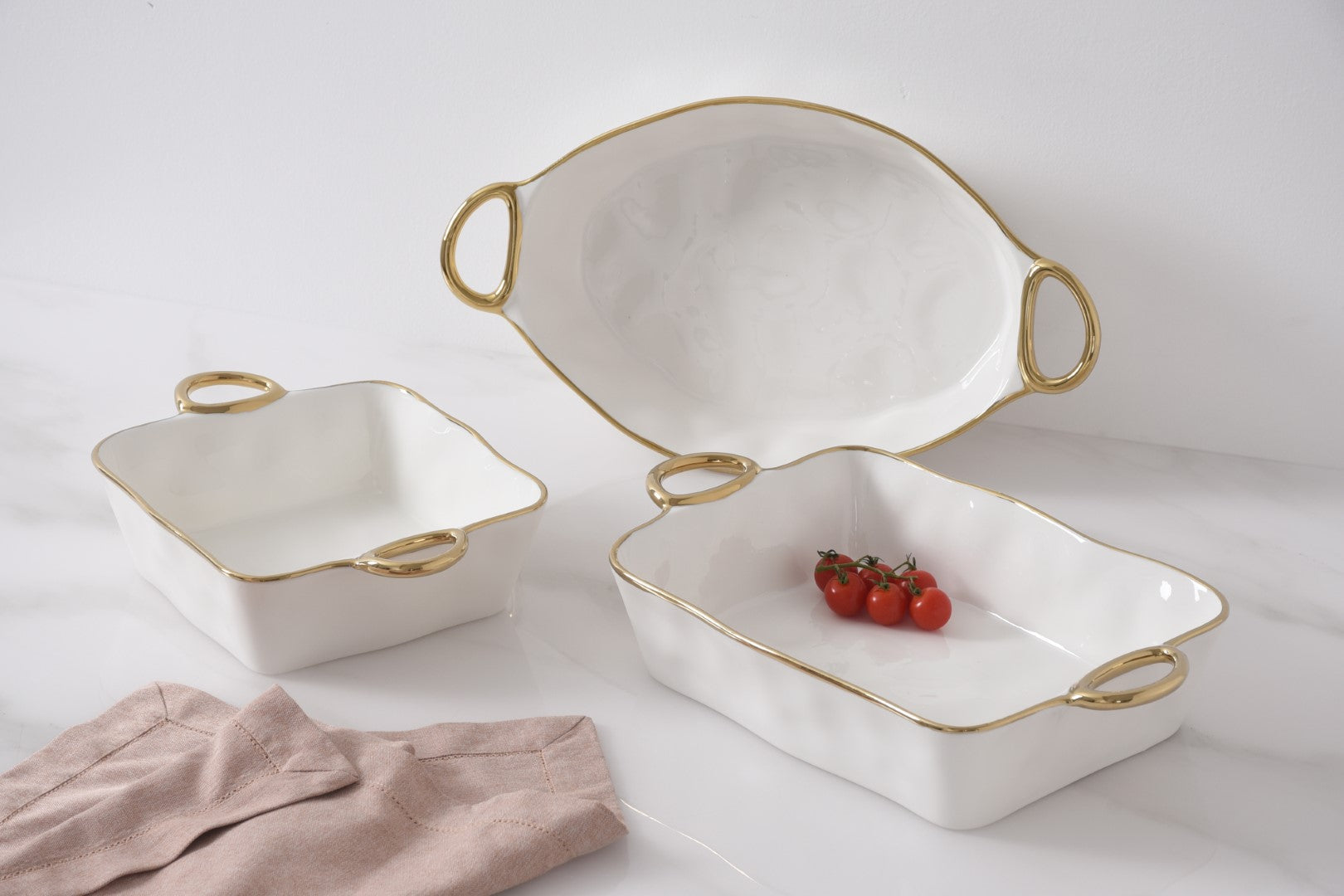 Golden Handles 11" x 9" Rectangular Baking Dish Pampa Bay