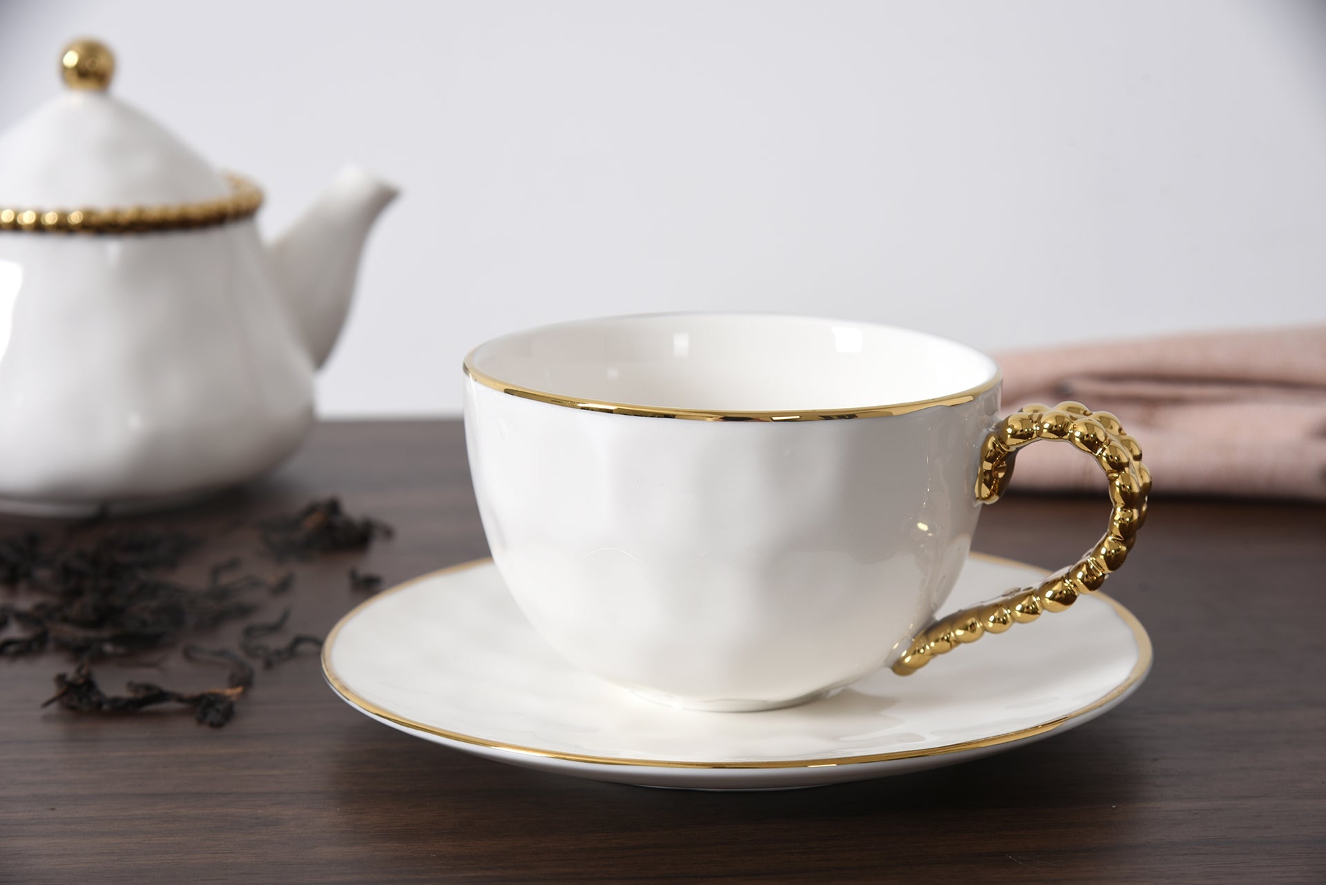 Golden Salerno Teacup & Saucer Pampa Bay
