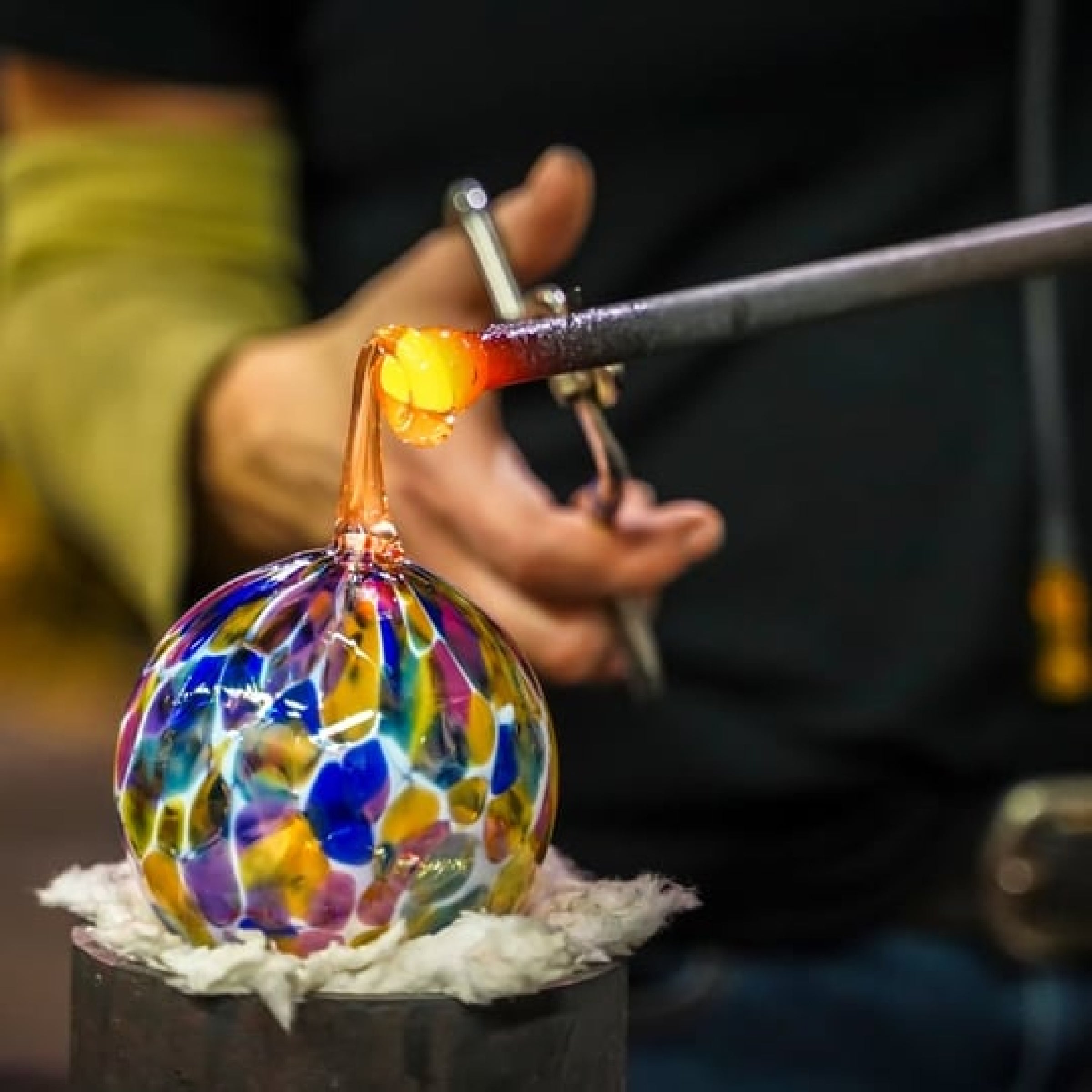 Romantic Glass Working Class virgin experiences