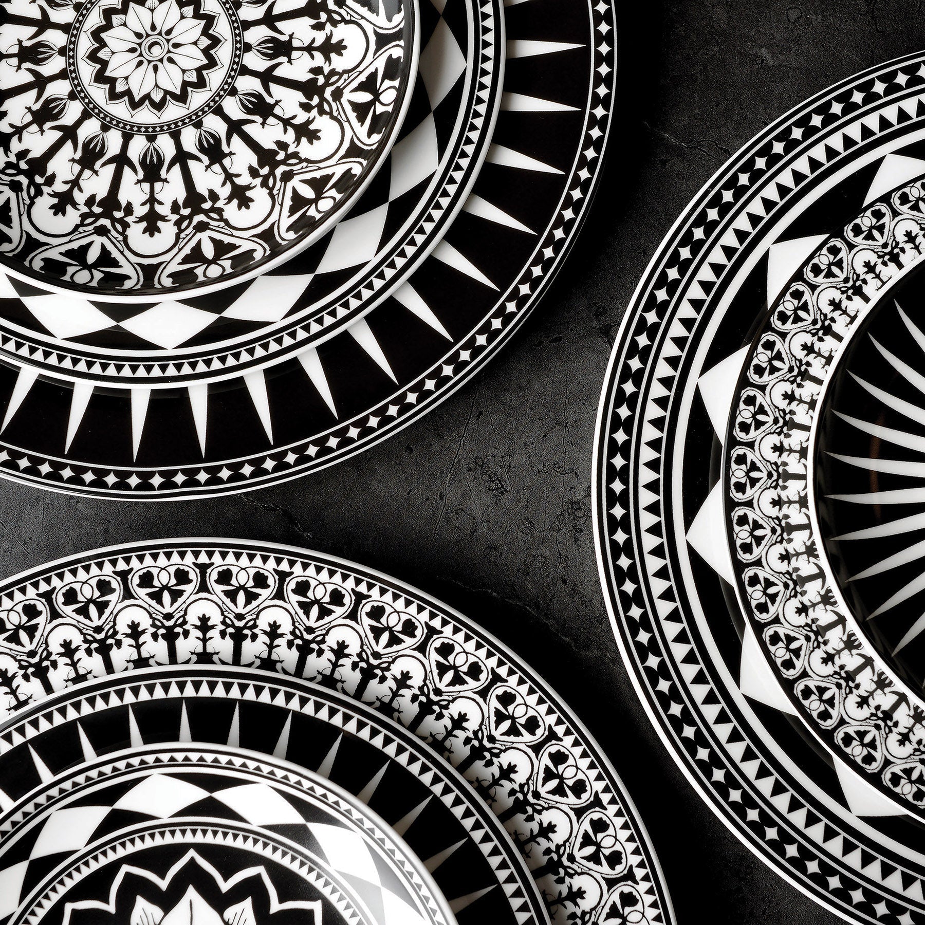 Marrakech Rimmed Dinner Plate