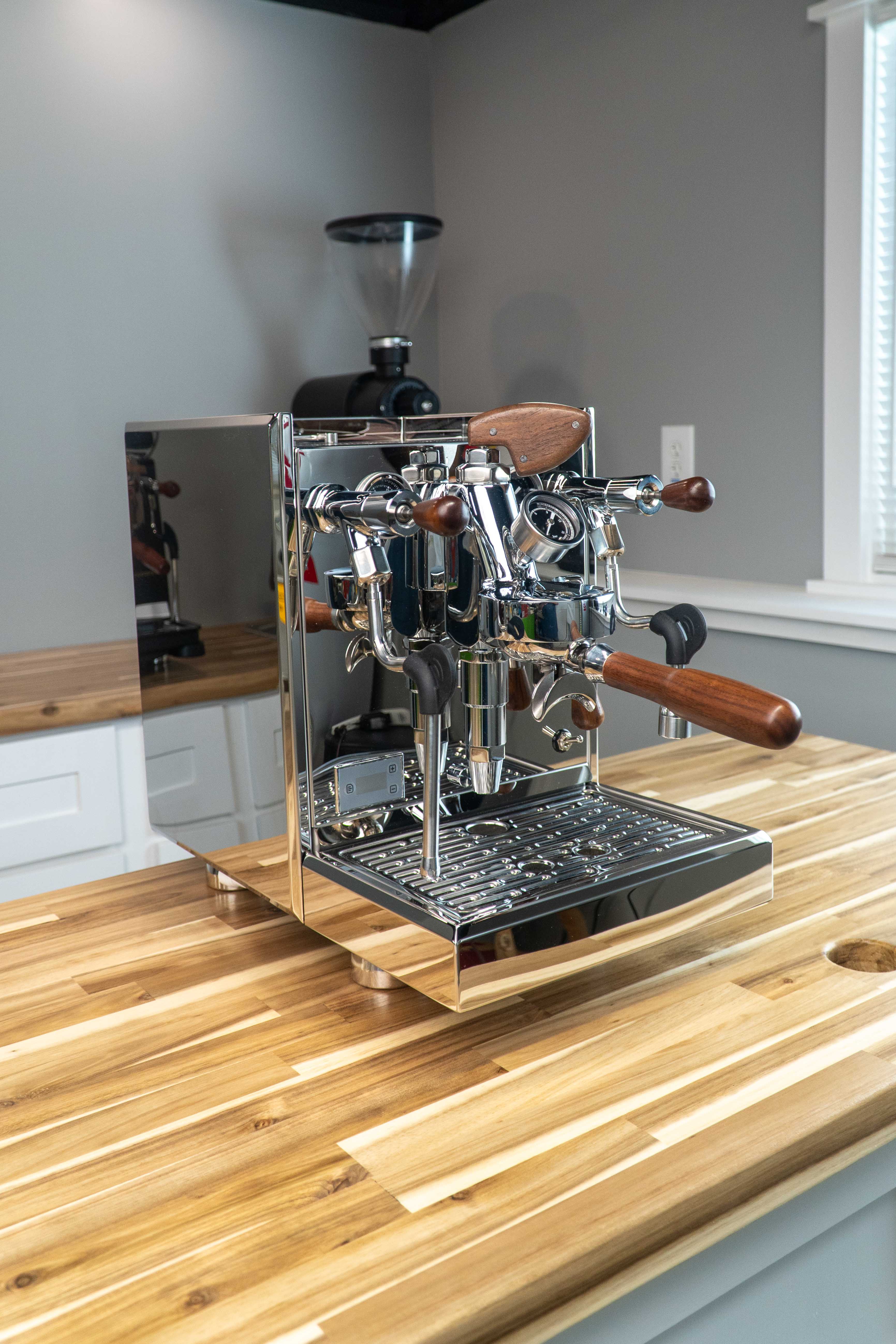 Turin™ Gallatin DB - Dual Boiler Espresso Machine with PID Espresso Outlet LLC