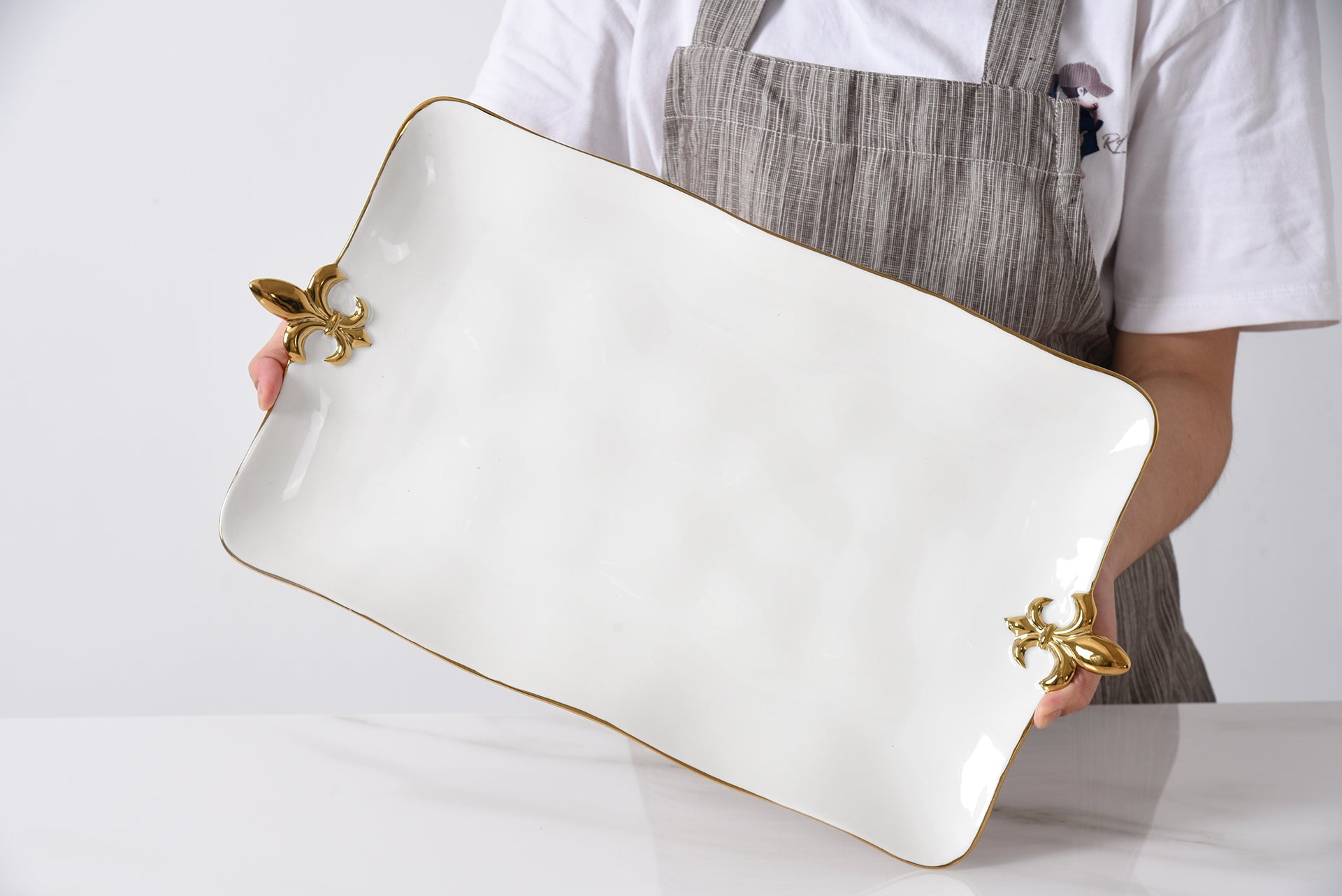 Fleur-De-Lis Rectangular Platter Pampa Bay