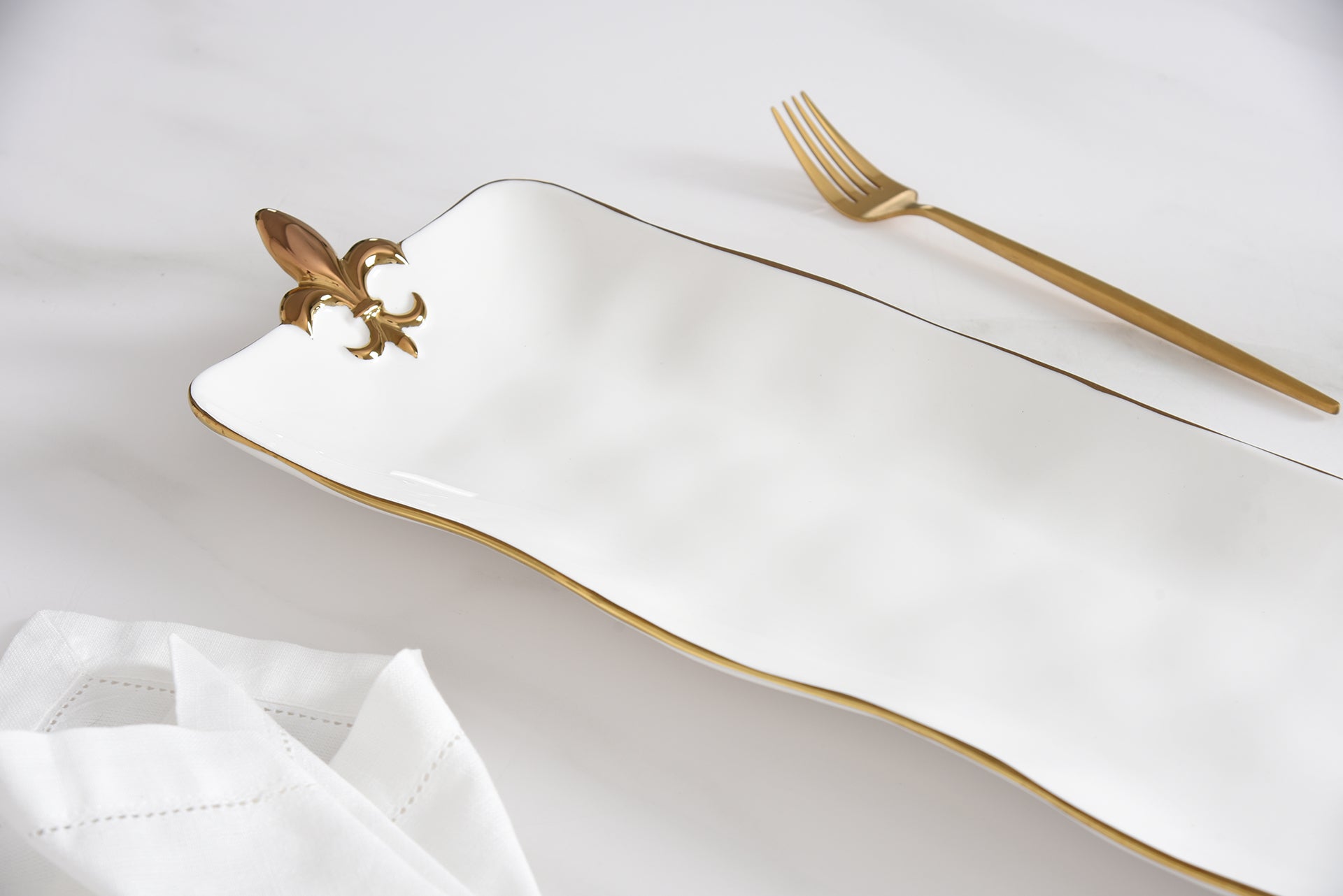 Fleur-De-Lis Rectangular Serving Piece Pampa Bay