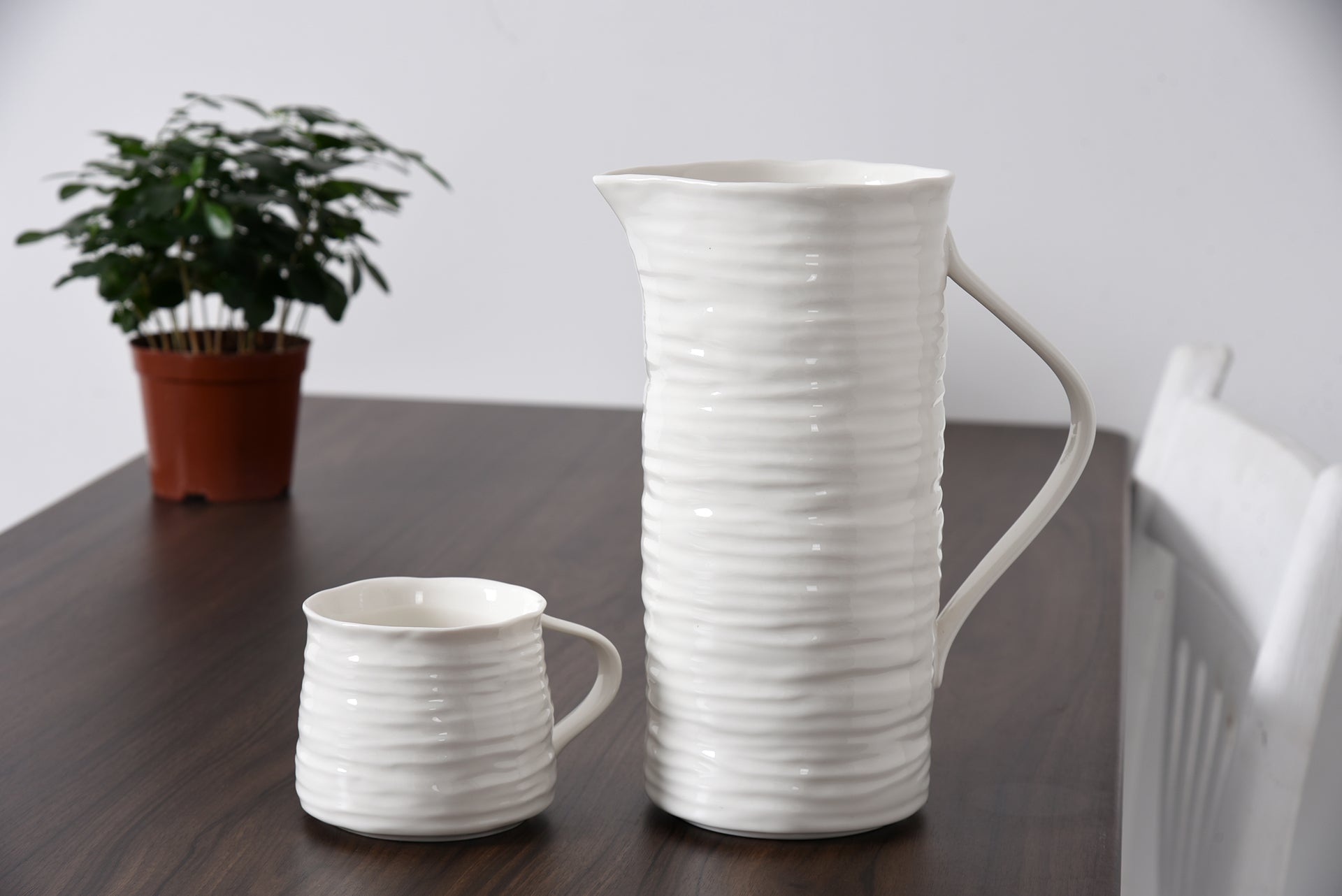 Le Blanc Pitcher Pampa Bay