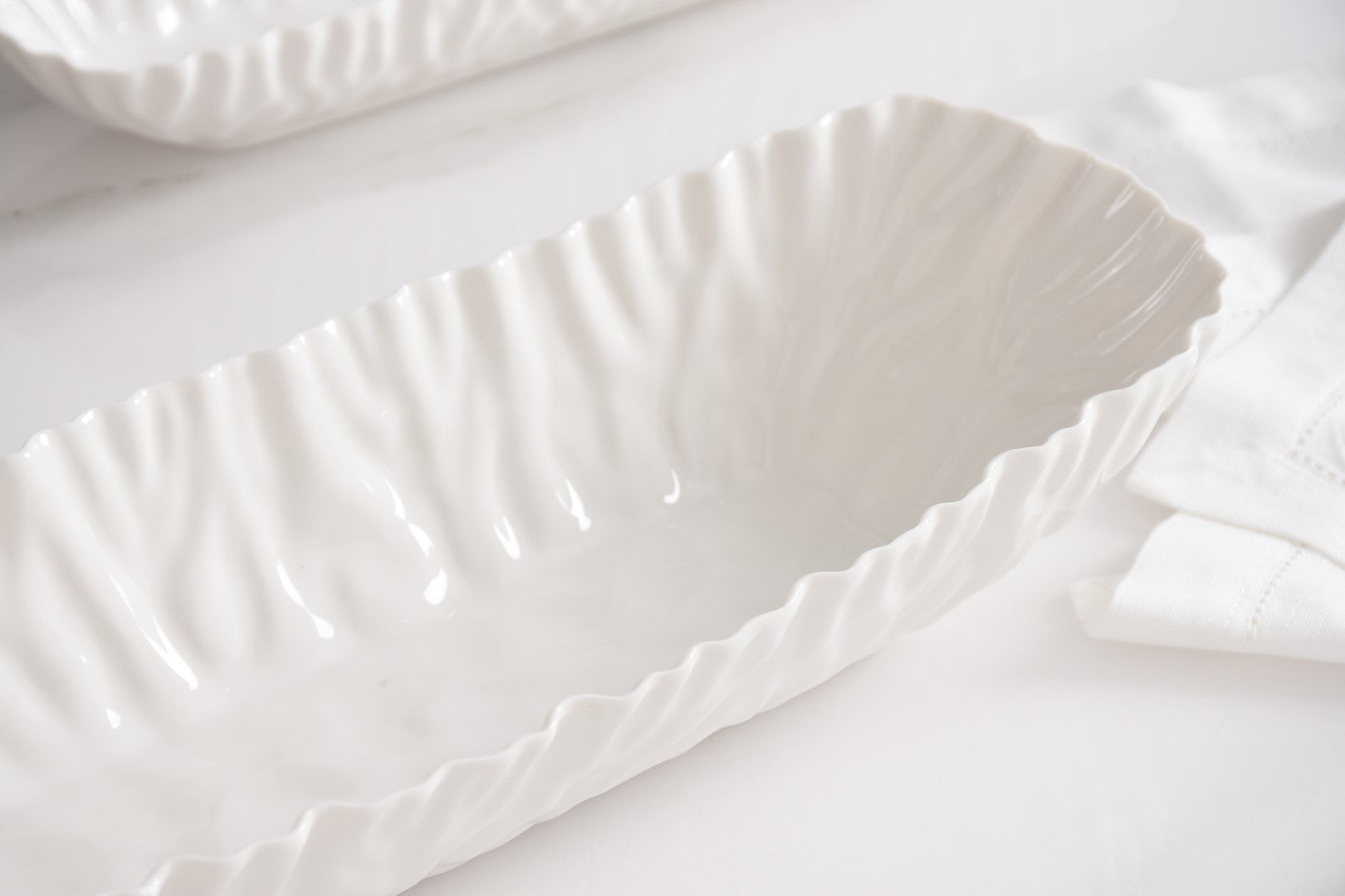 Mascali Bianca Deep Rectangular Server Pampa Bay