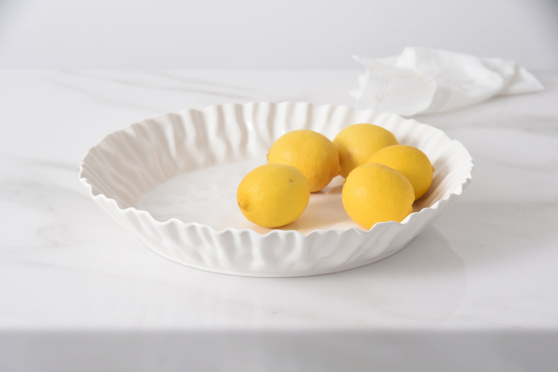 Mascali Bianca Round Deep Server Pampa Bay