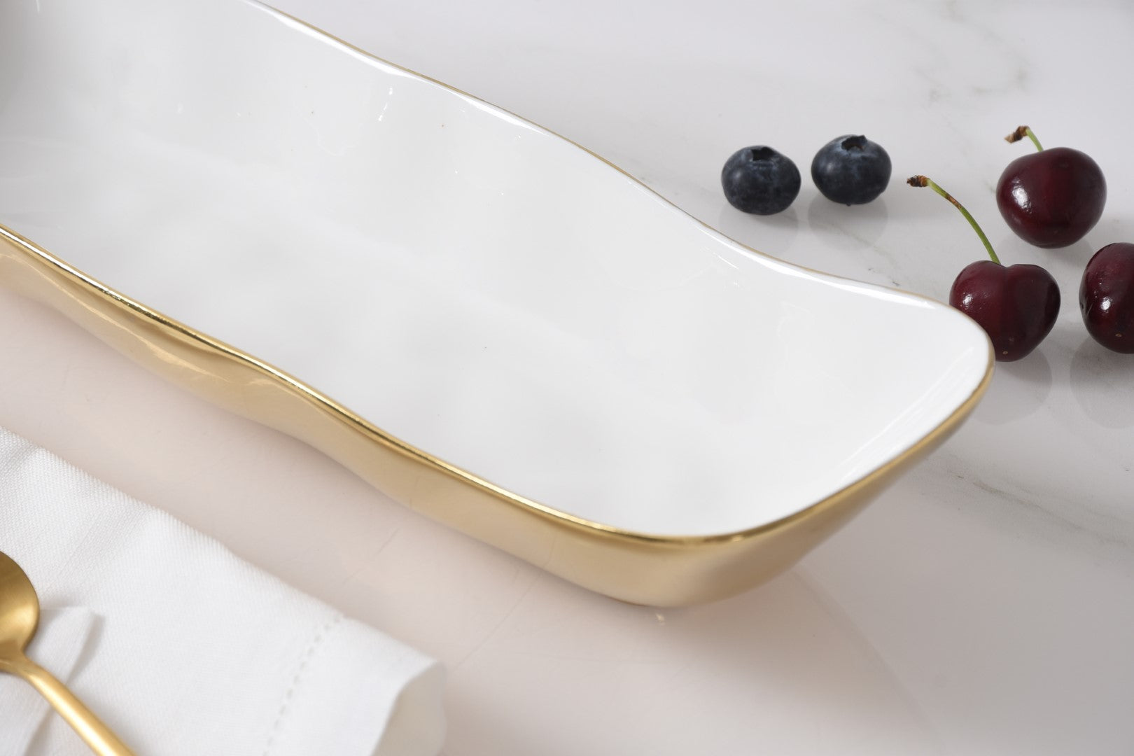 Moonlight Deep Rectangular Server Pampa Bay