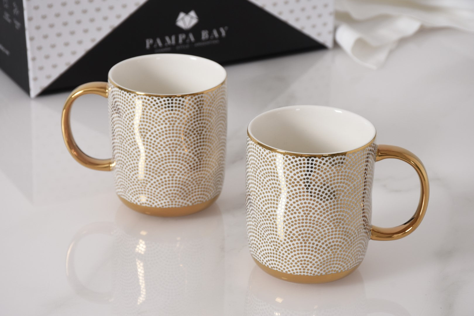 Set of 2 Dotted Mugs Pampa Bay