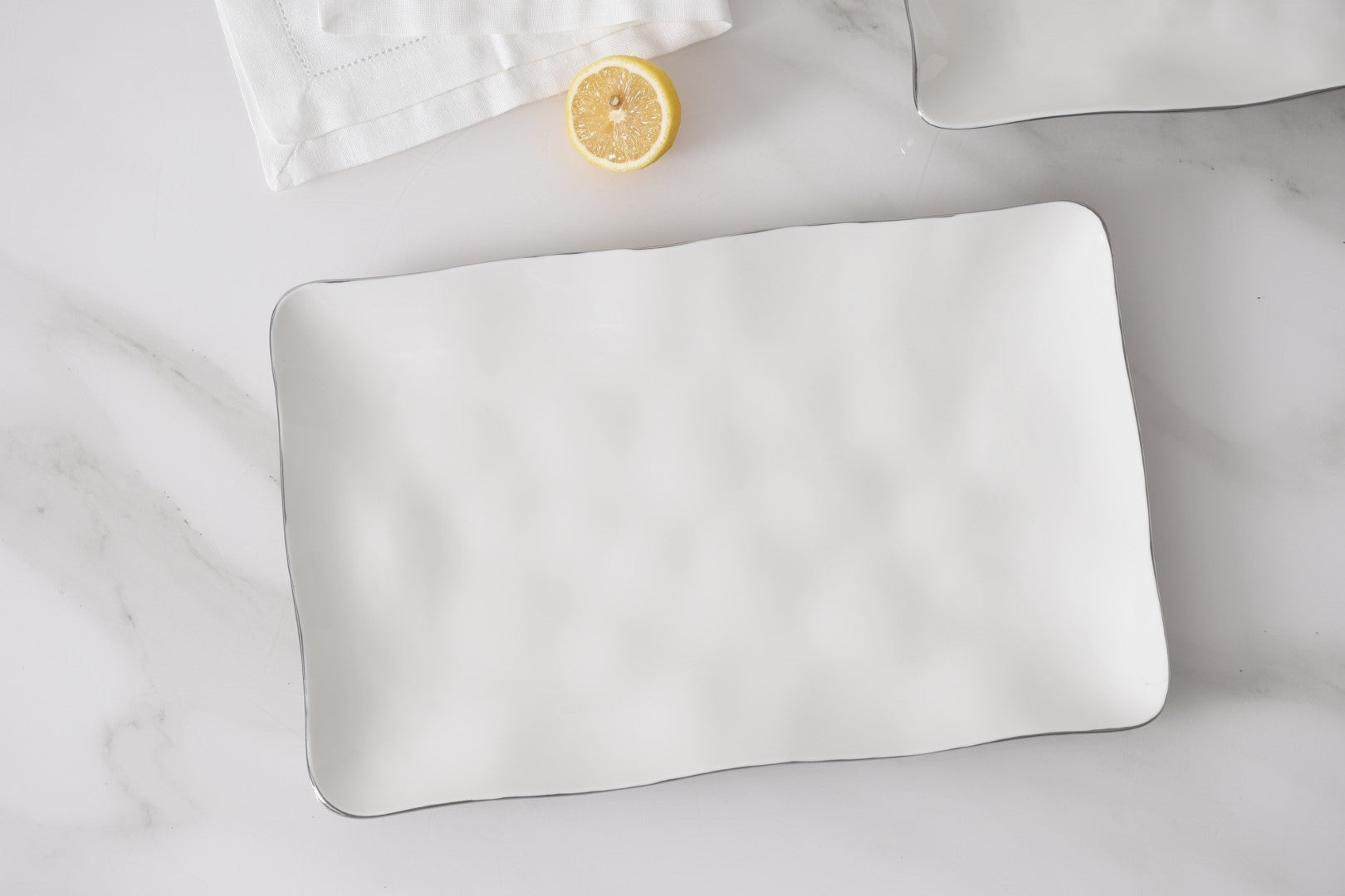 Thin & Simple Rectangular Platter Pampa Bay