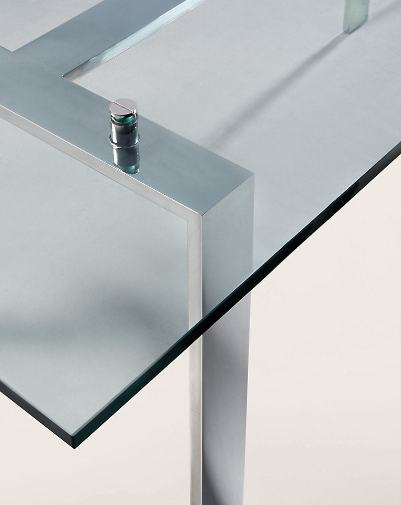 Langham Table