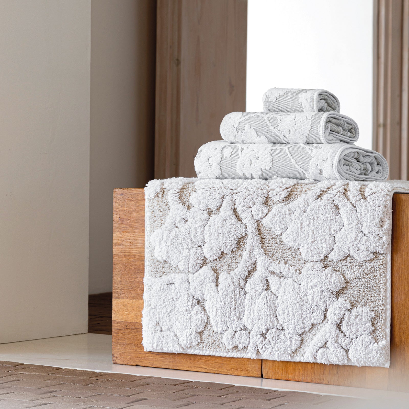 EDEN BATH RUG