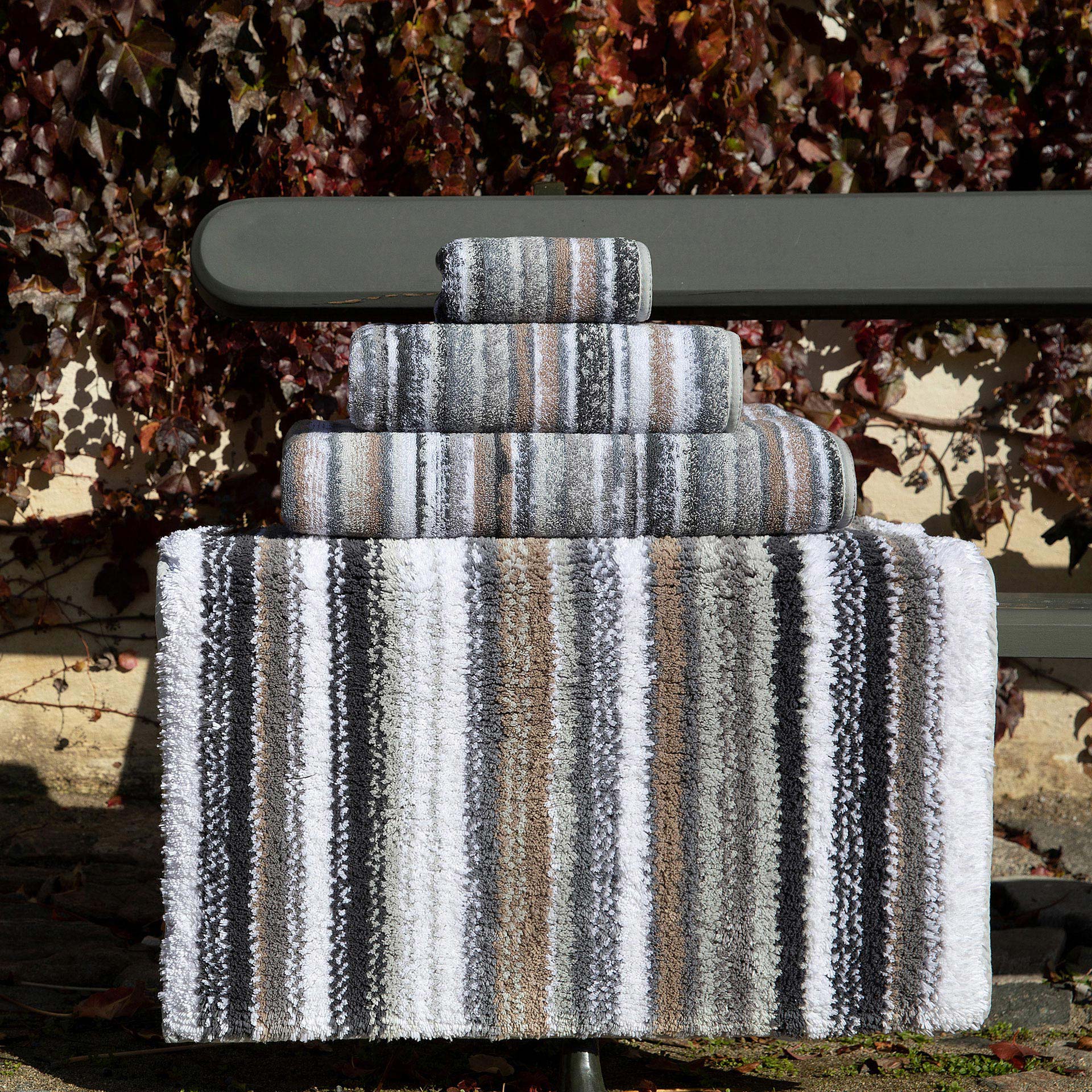 VENICE BATH RUG