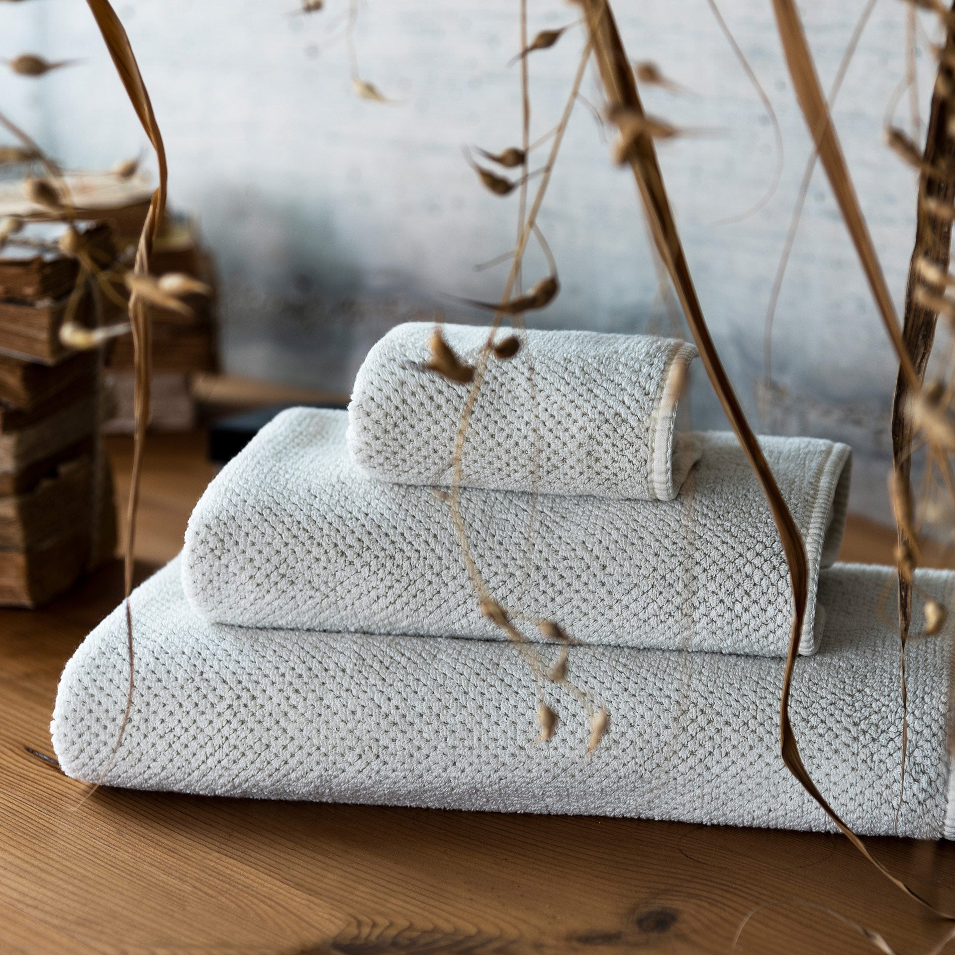 LINEN WAFFLE