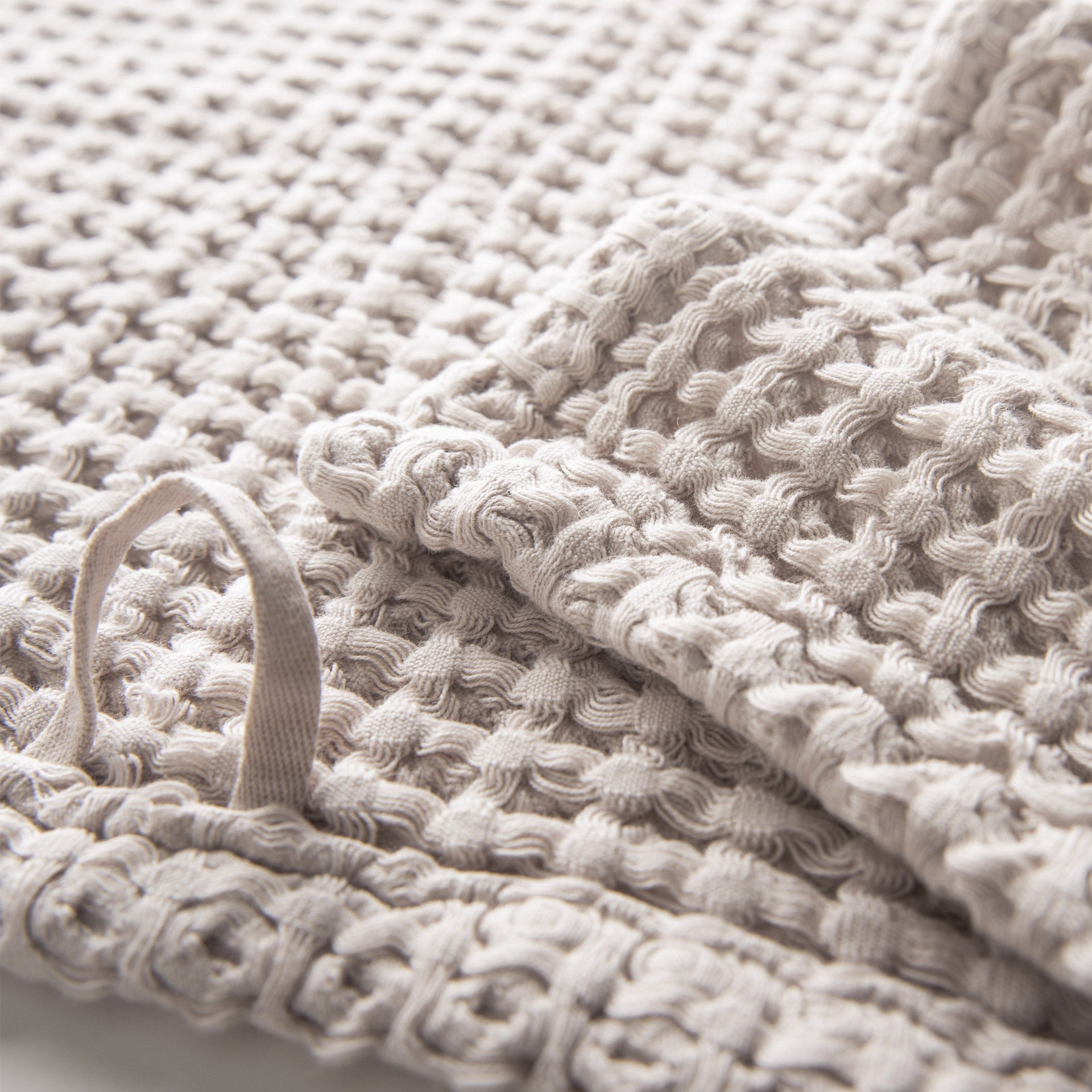 AURA TOWEL