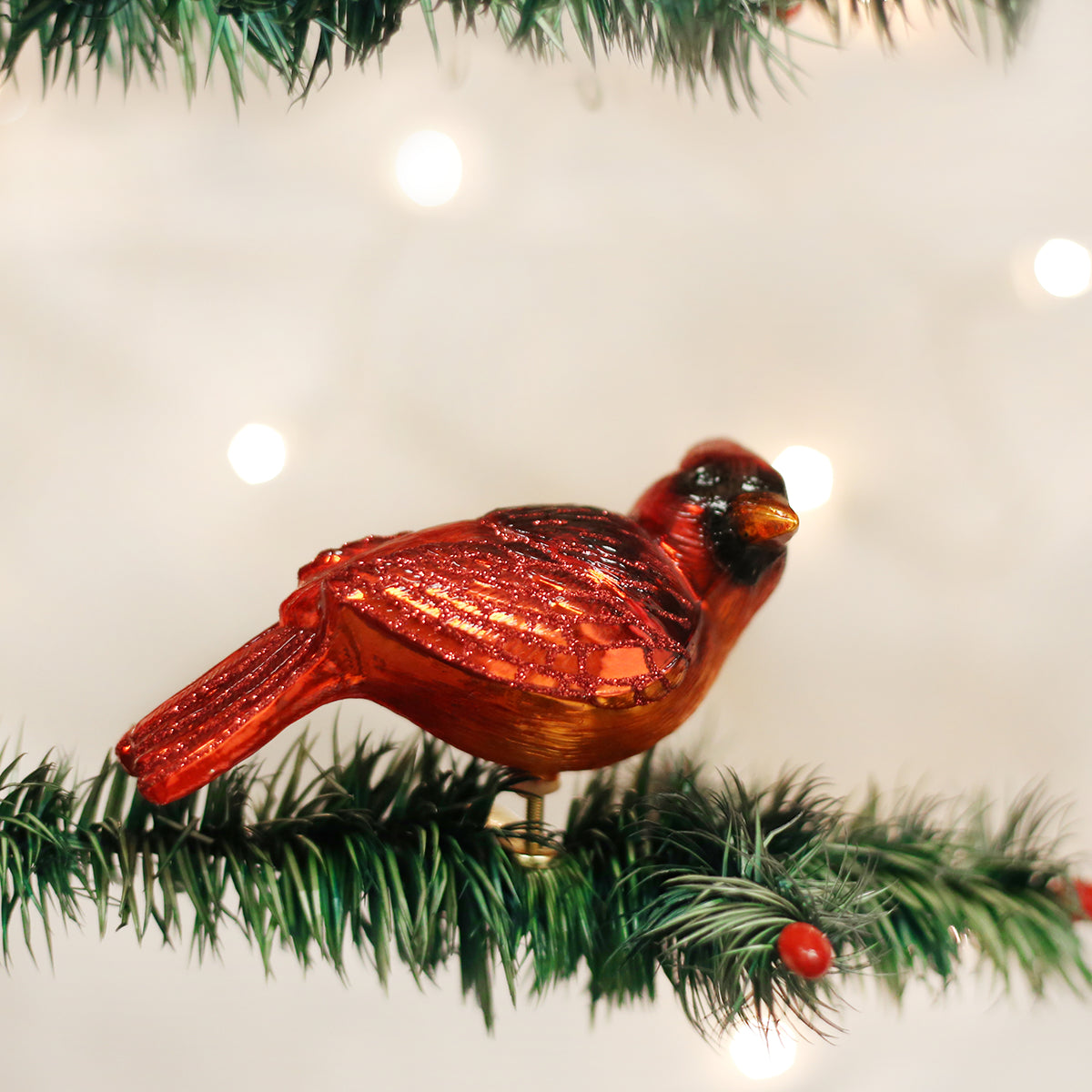 Resting Cardinal Ornament Old World Christmas