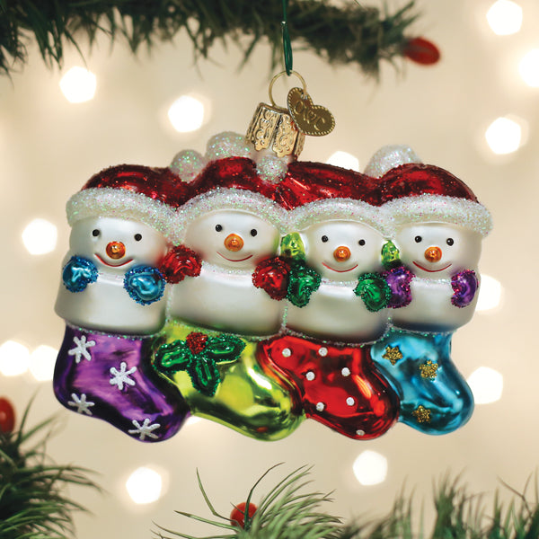 Snow Family Of 4 Ornament Old World Christmas