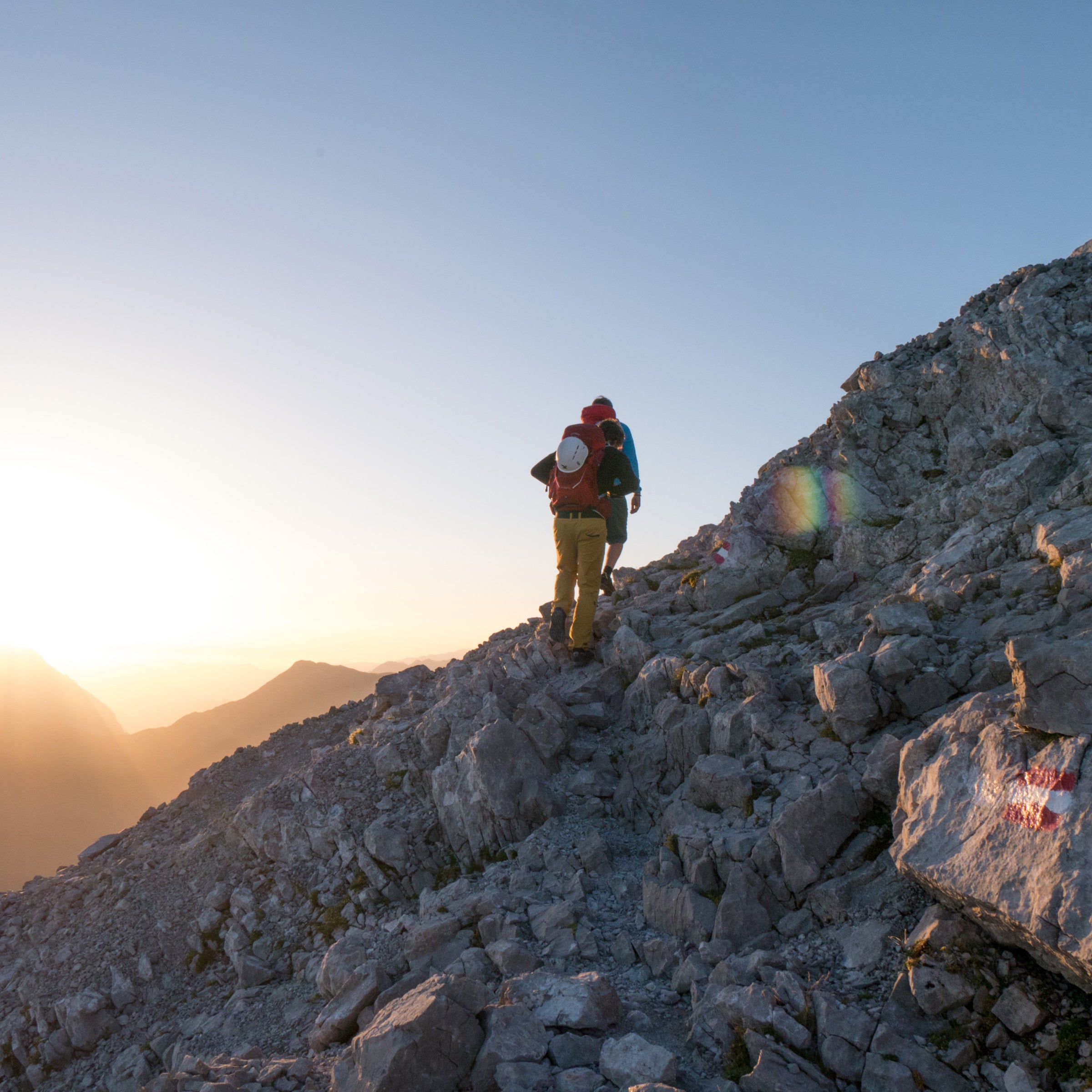 Full-Day Mountain Peak Hiking Adventure