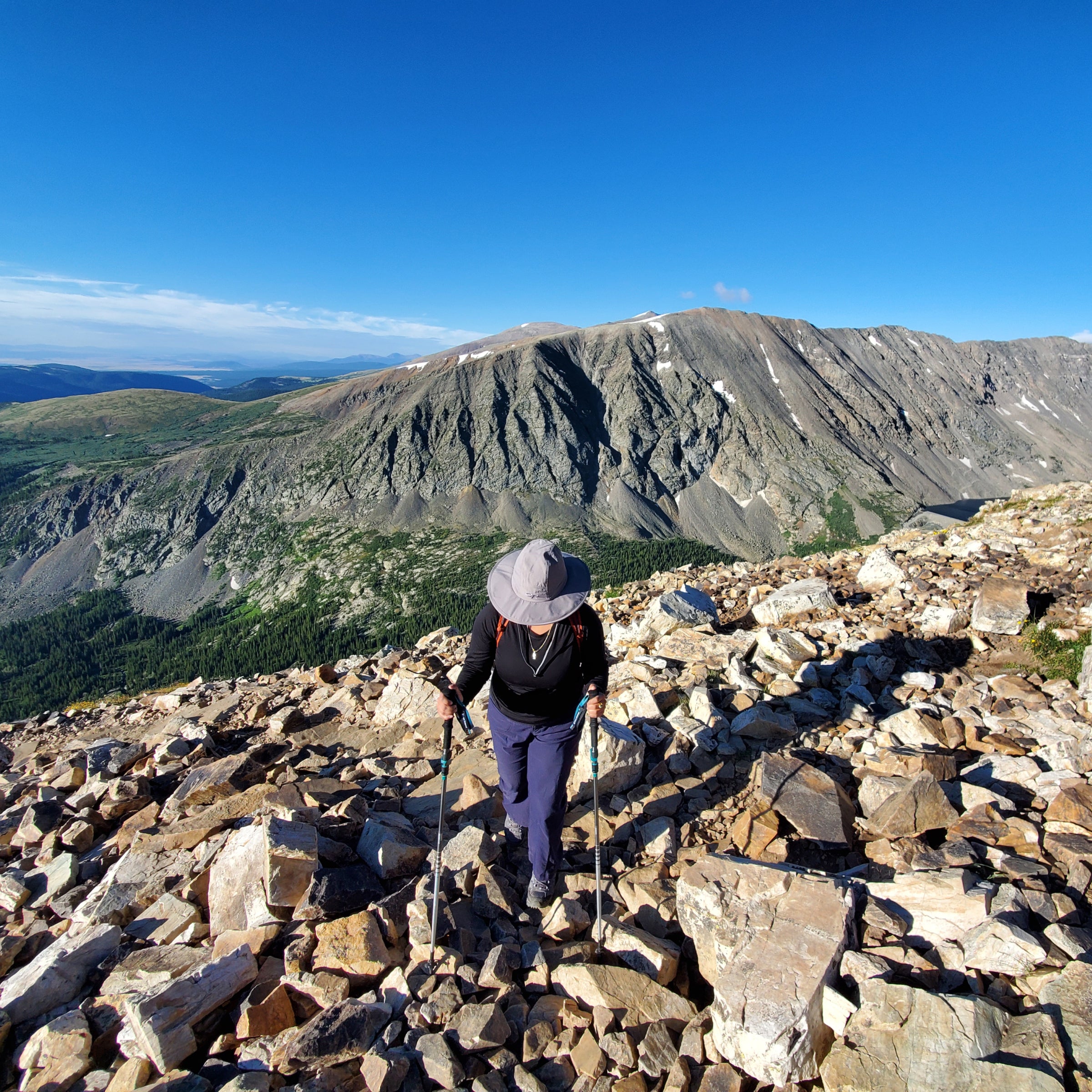 Full-Day Mountain Peak Hiking Adventure