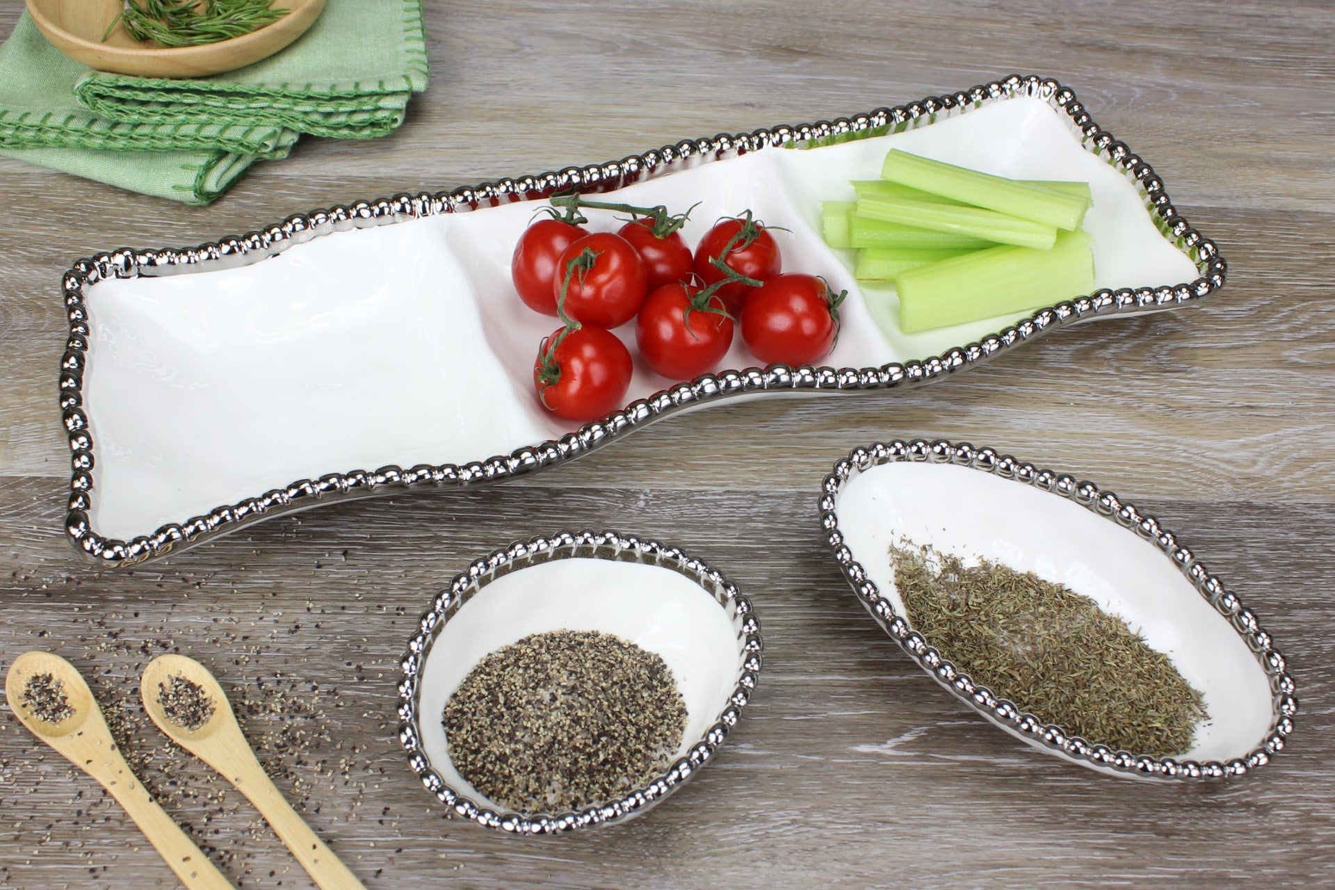 Salerno 3-Section Serving Piece
