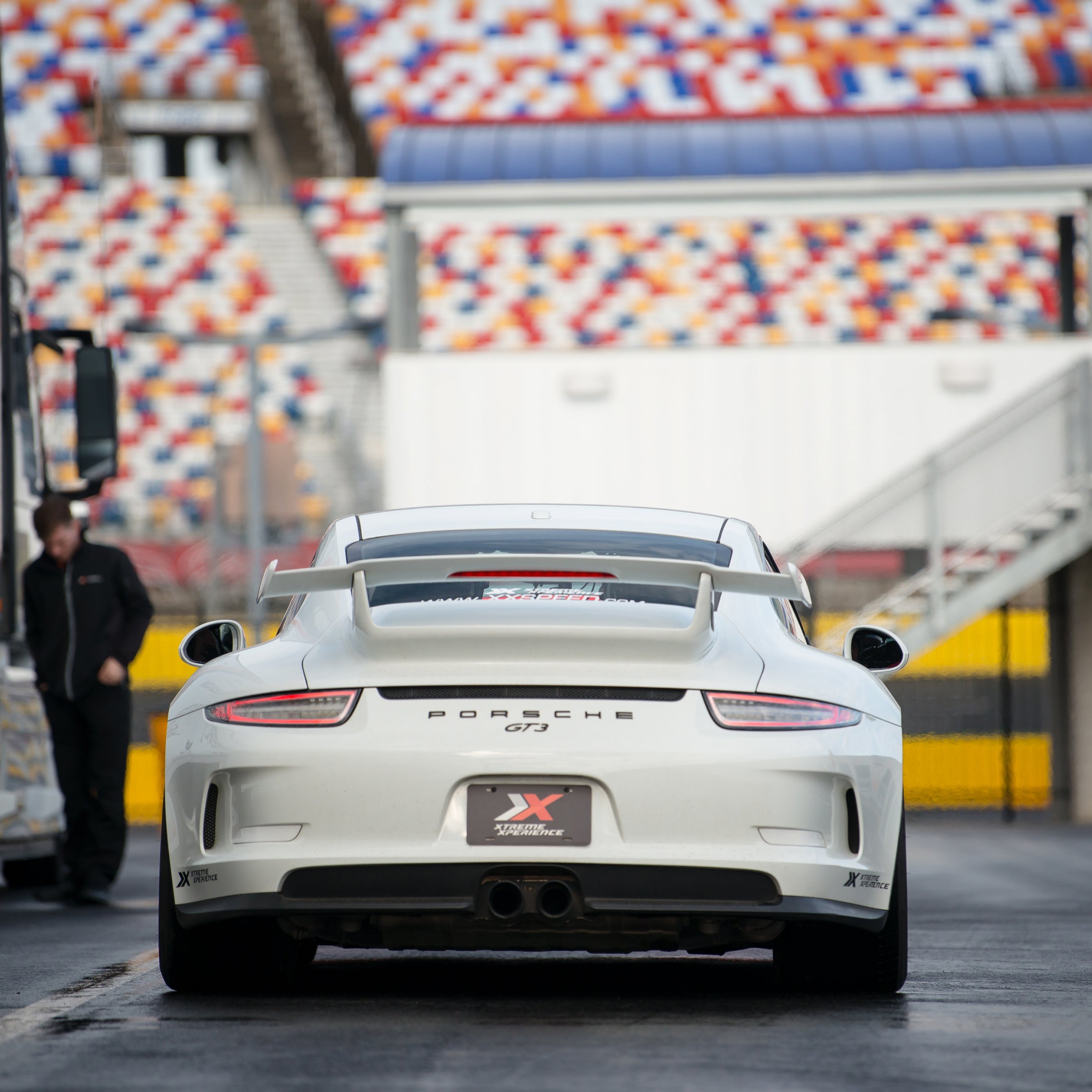 Race a Porsche 911 GT3 992 with Xtreme Xperience