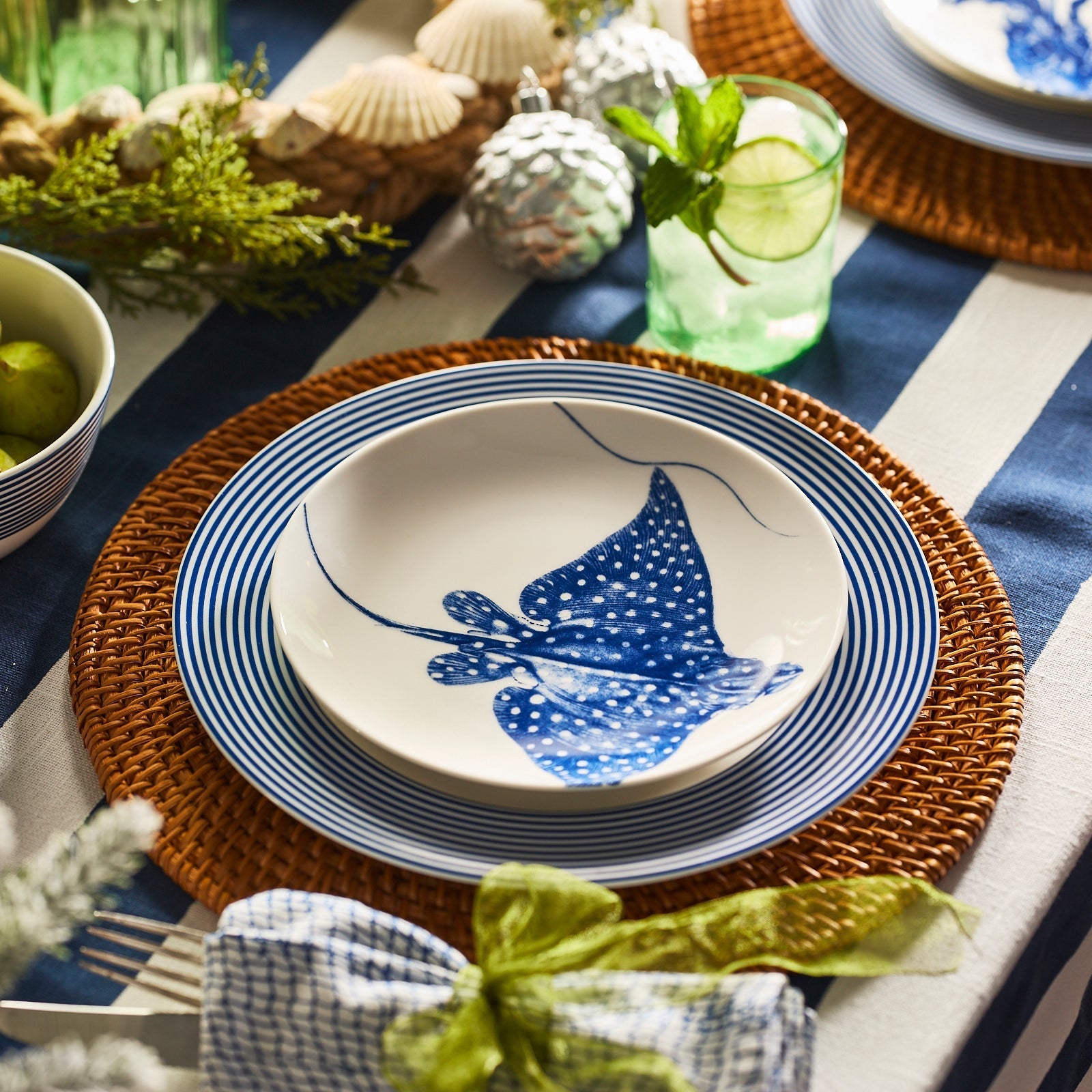Stingray Coupe Salad Plate