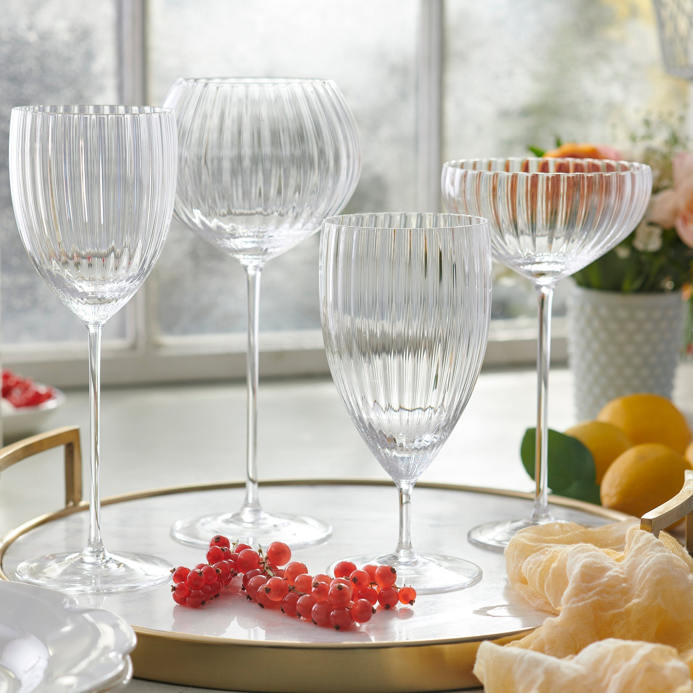 Quinn White Wine Glasses, Set of 2