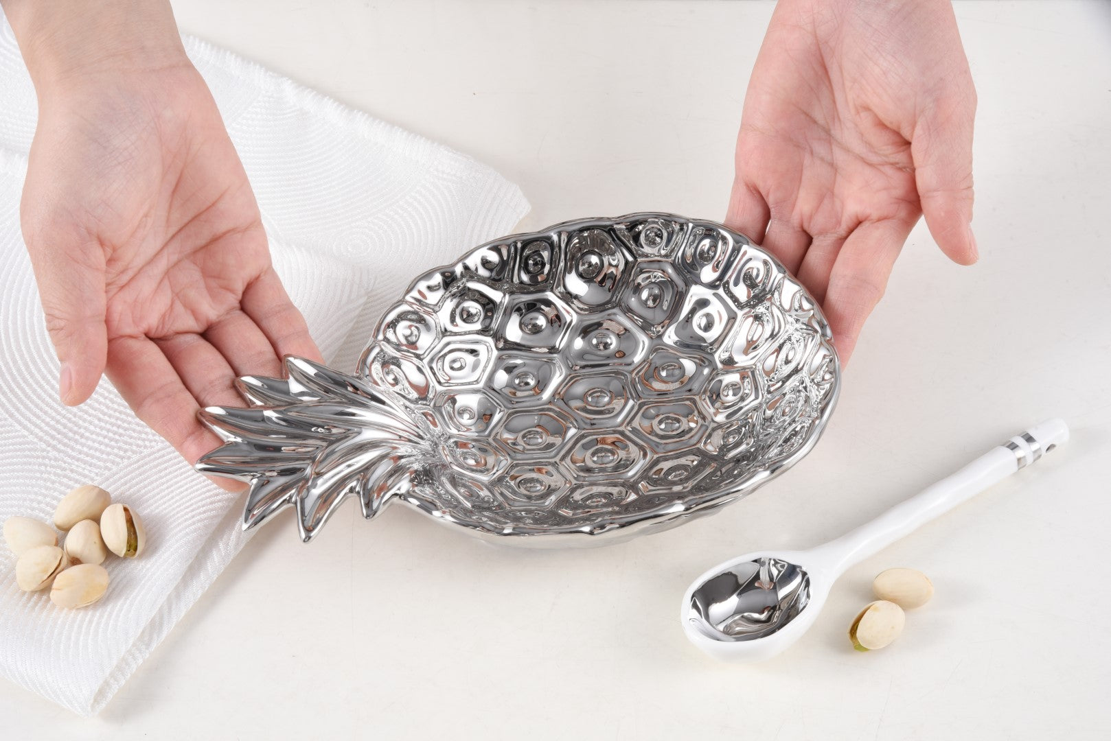 The Silver Pineapple Set