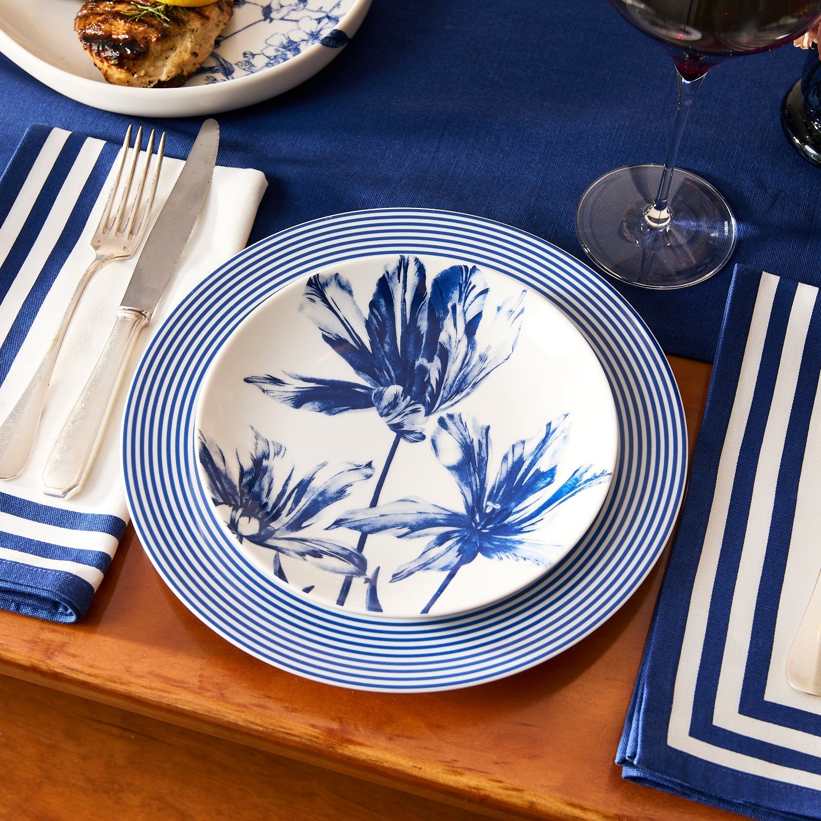 Tulip Coupe Salad Plate