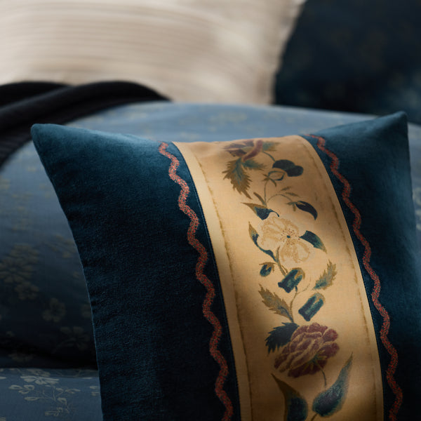 Saddlebrook Silas Throw Pillow