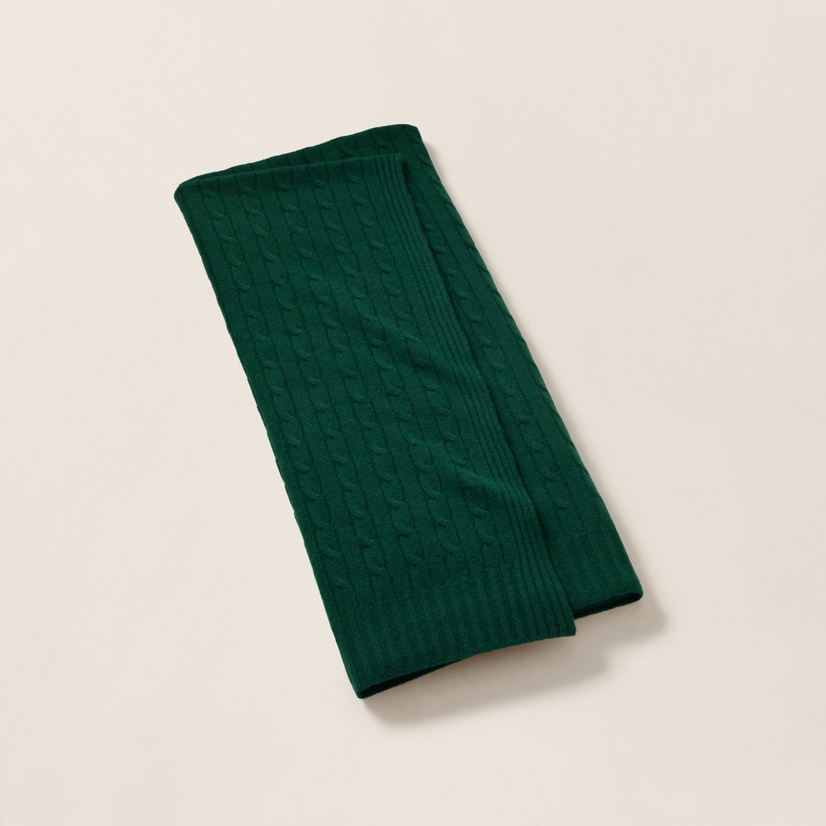 The Iconic Cable Cashmere Throw Blanket in Moss Agate